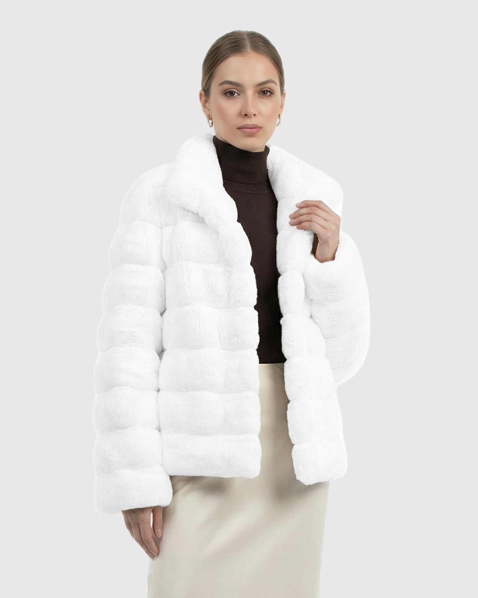 #Color_WHITE