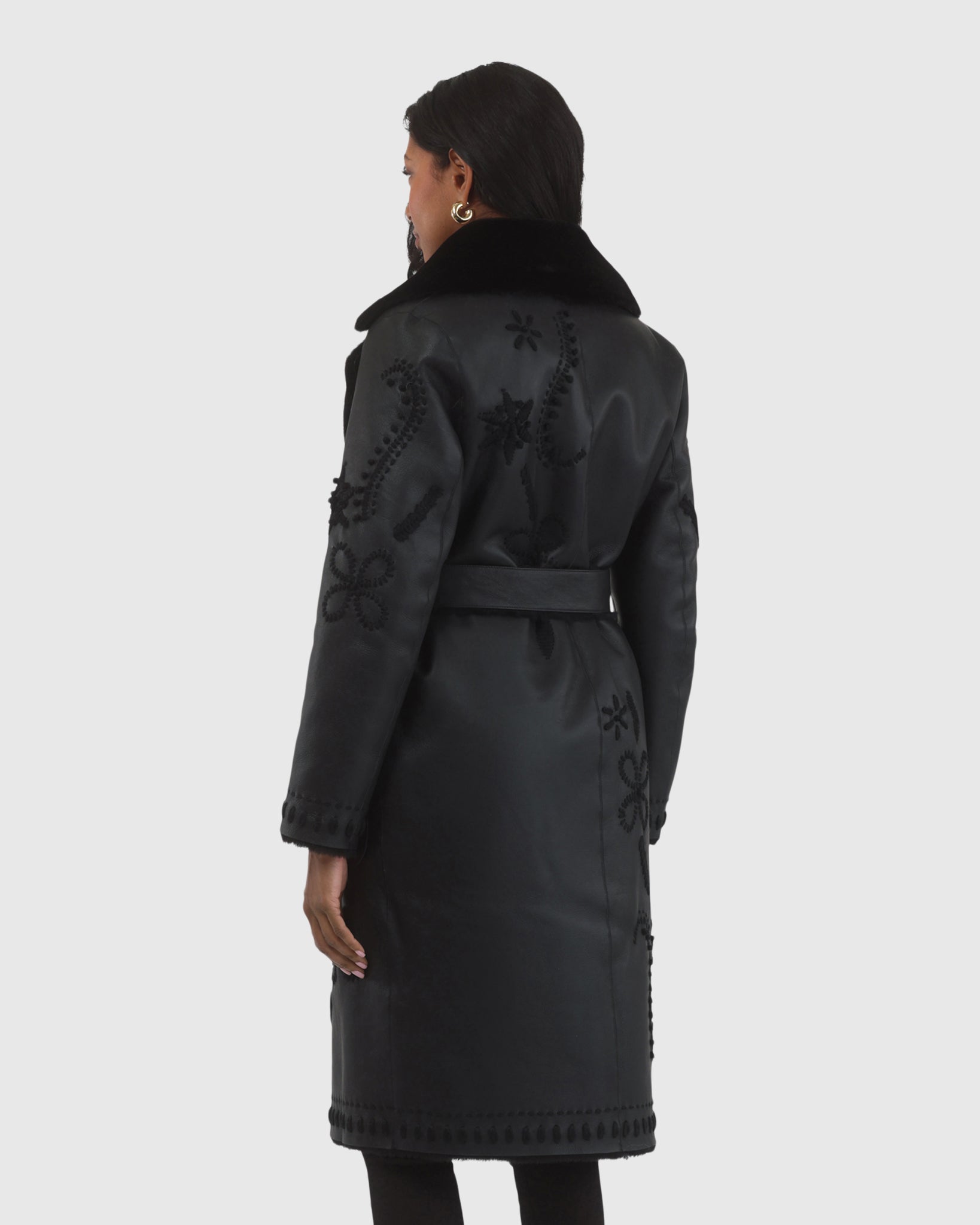 #Color_BLACK/BLACK