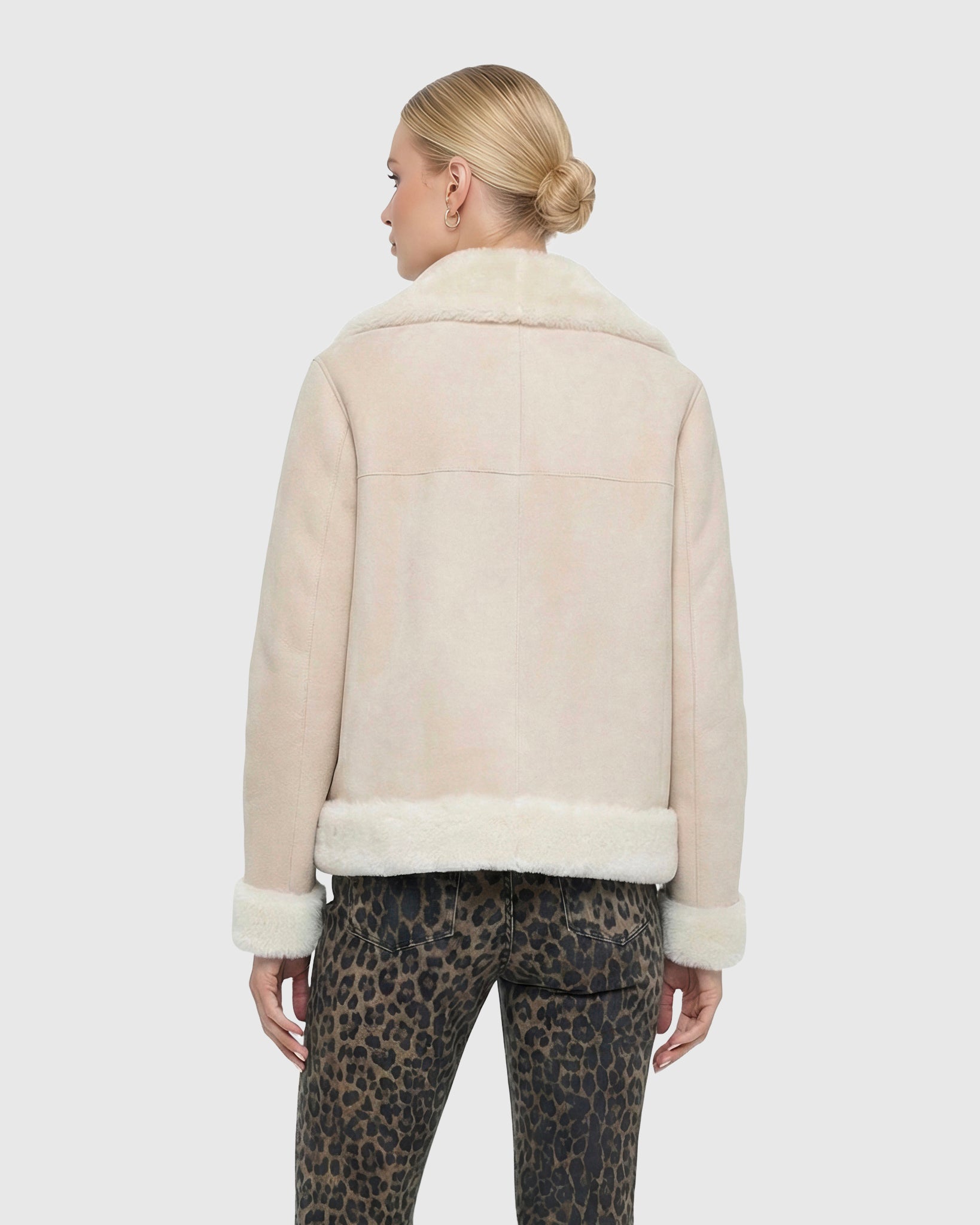 #Color_BEIGE