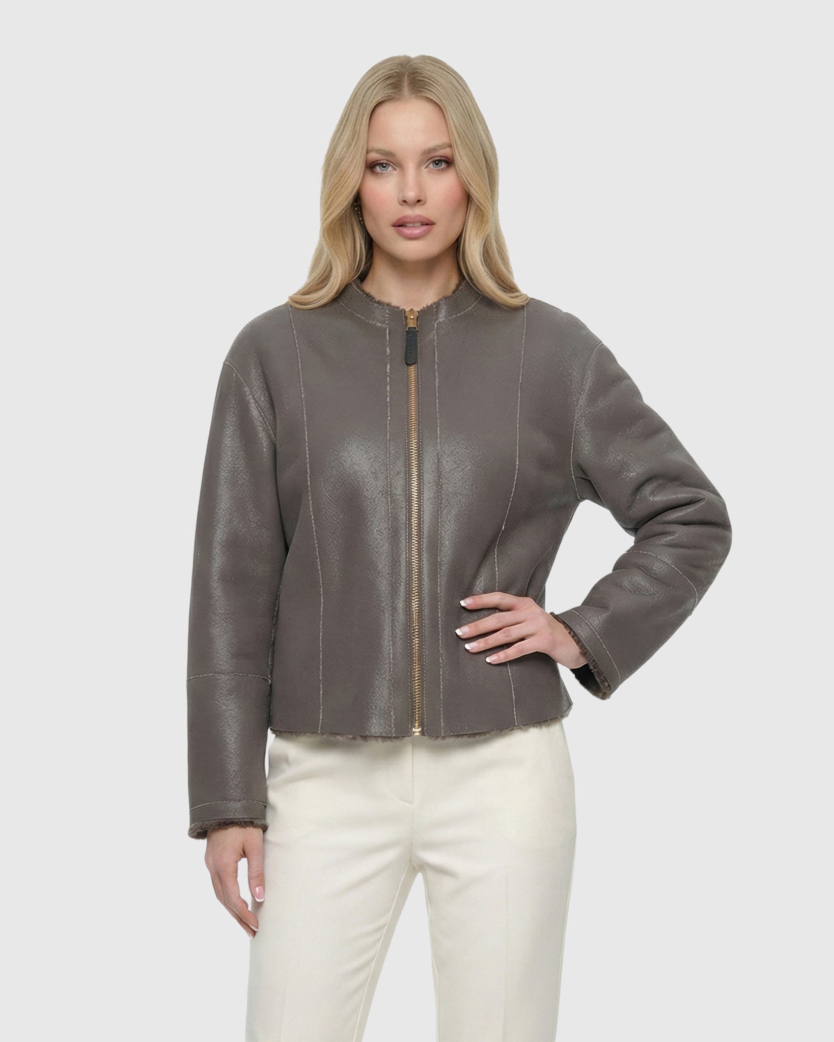 #Color_Taupe