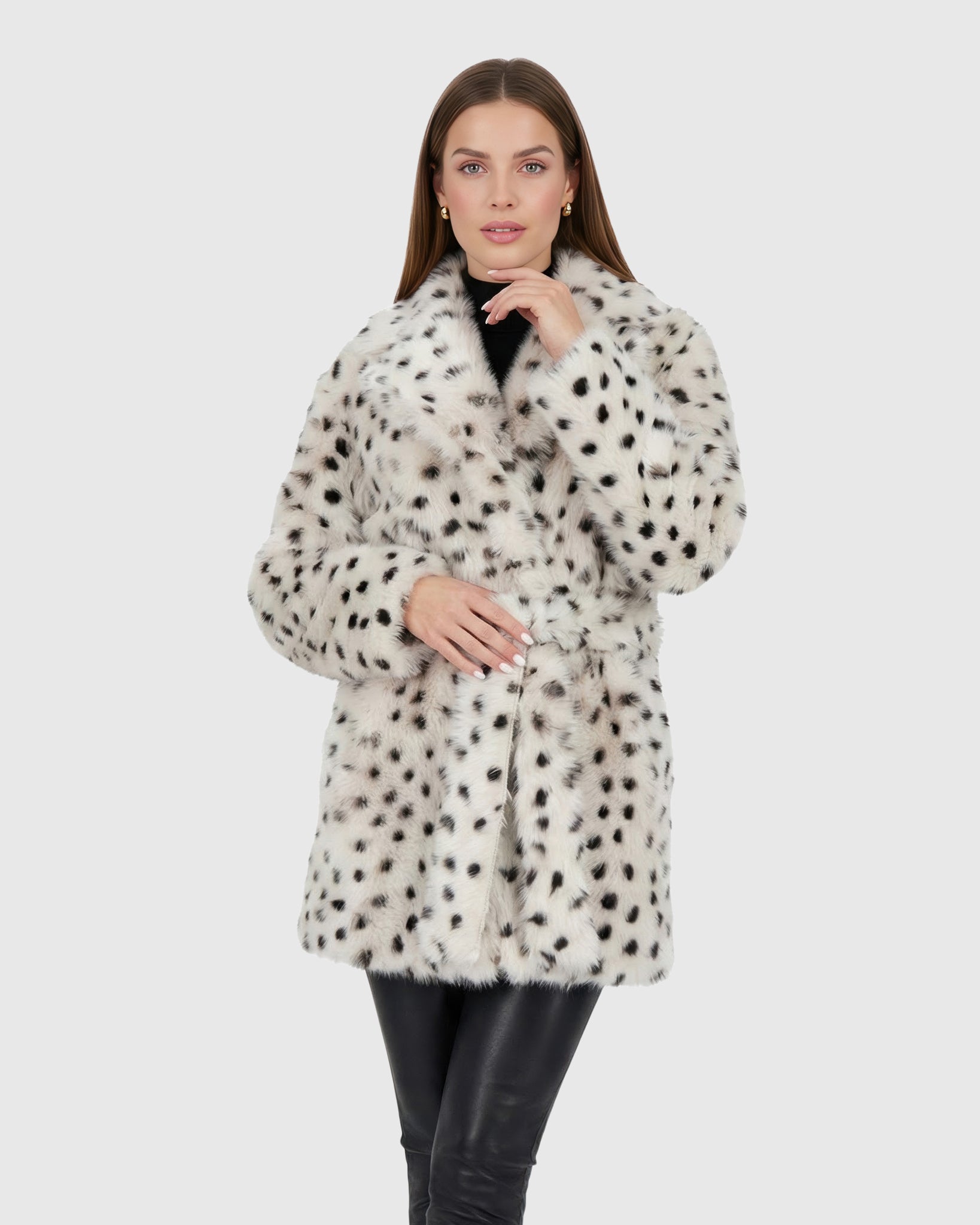 #Color_White/Black Spotted