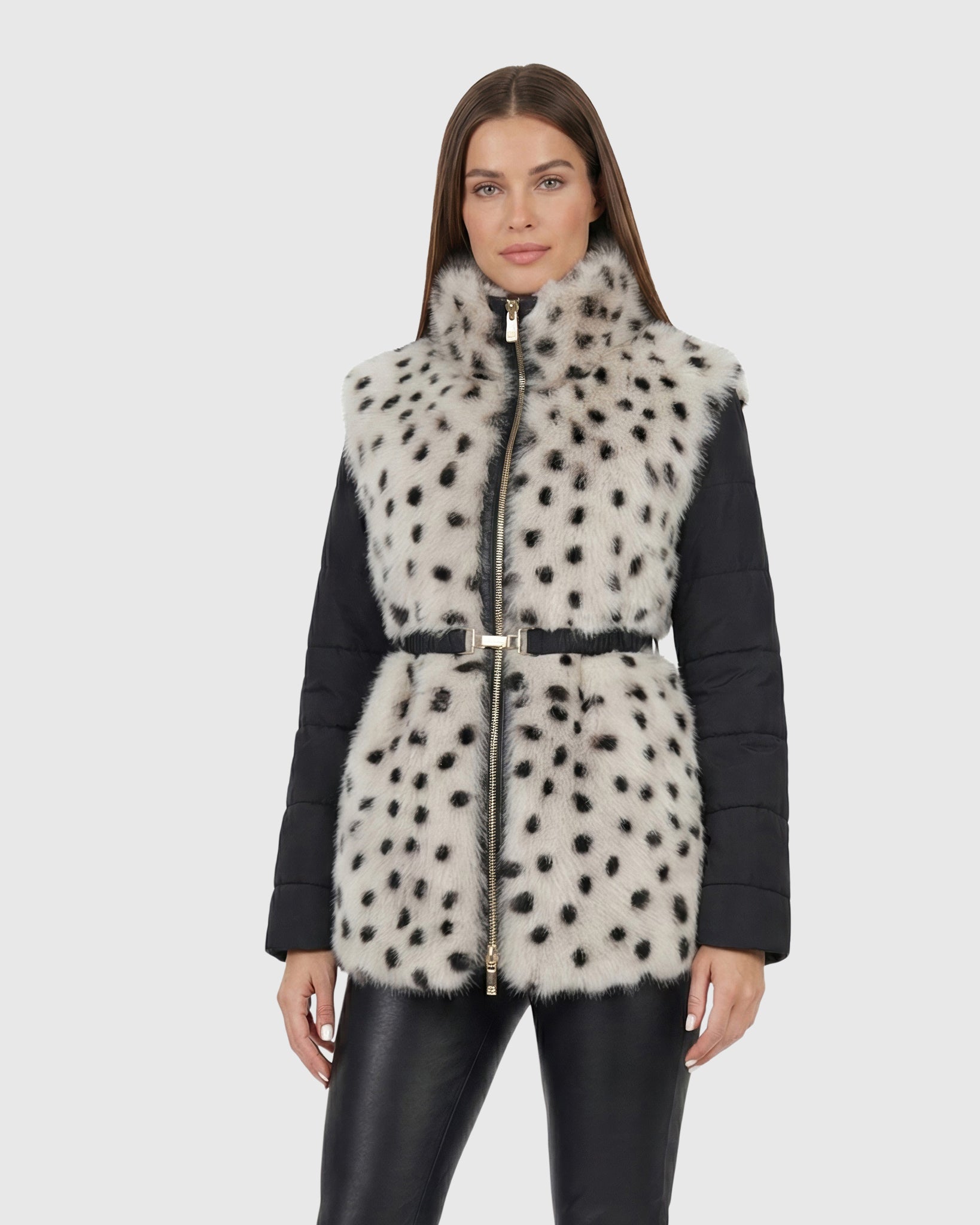 #Color_White/Black Spotted