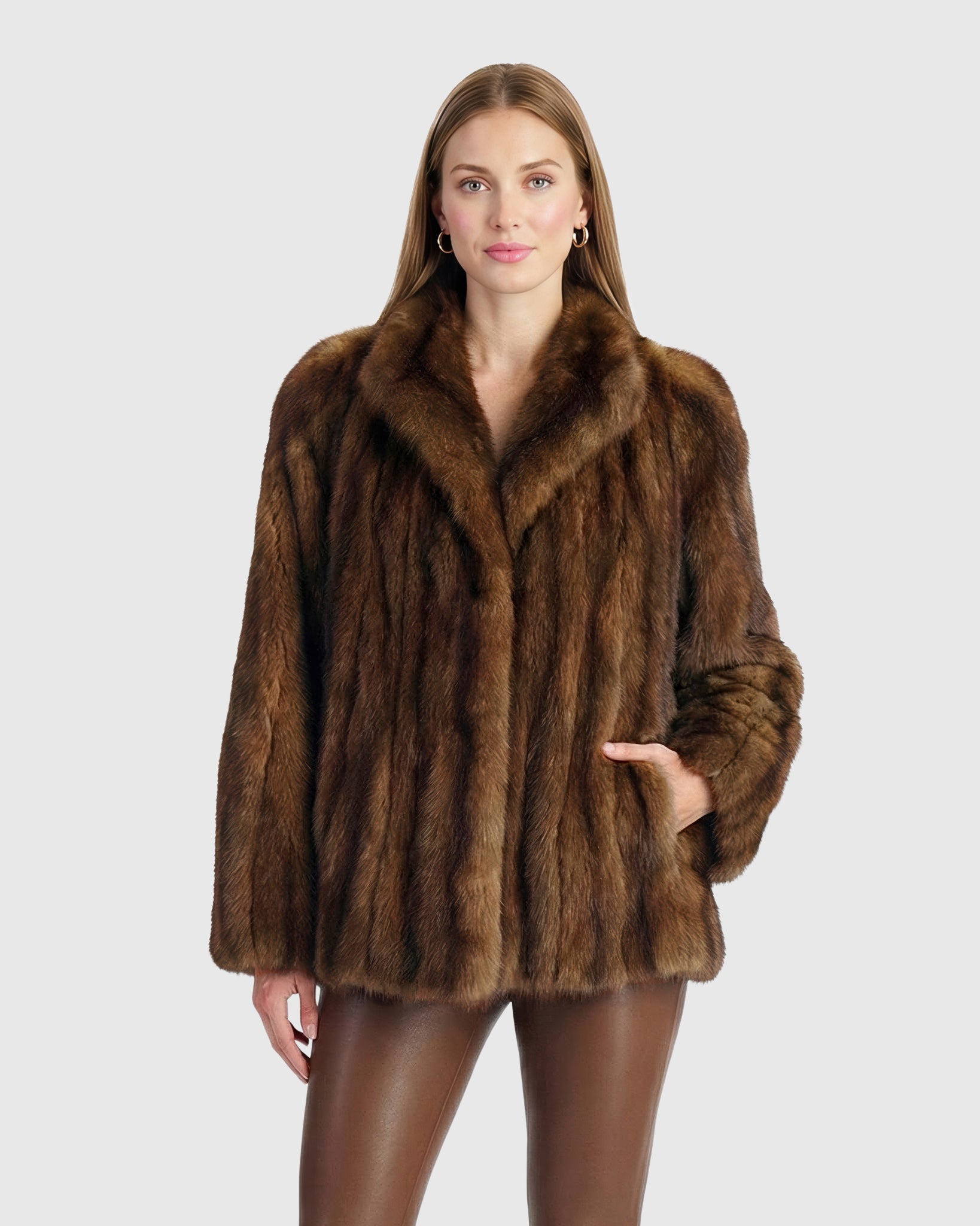 RUSSIAN SABLE 毛皮ポンチョ ブラウン 着丈57cm 高級感あり Russian Sable Jacket