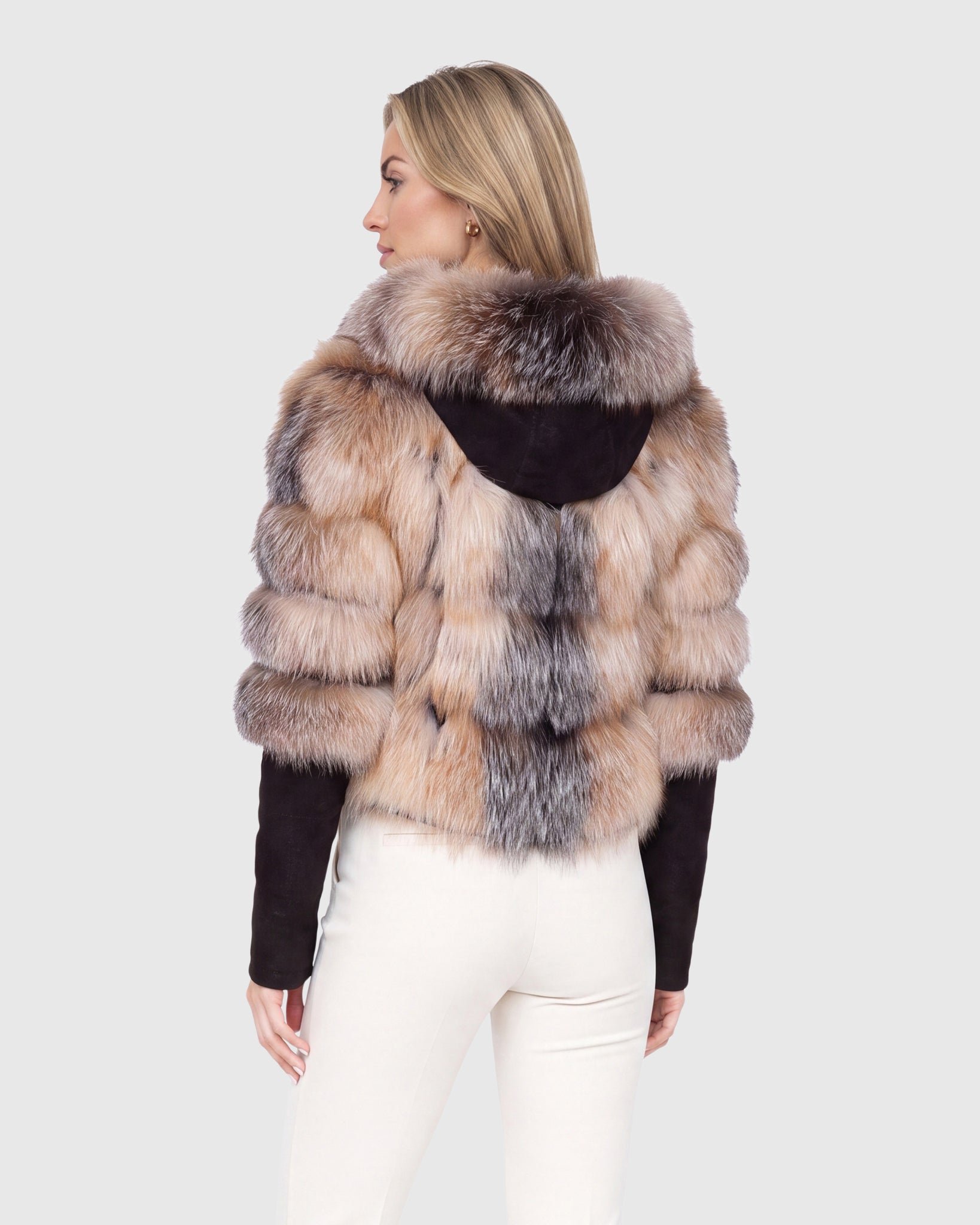 CROPPED FOX JACKET WITH DETACHABLE HOOD AND WITH METIS SUEDE LOWER SLEEVES