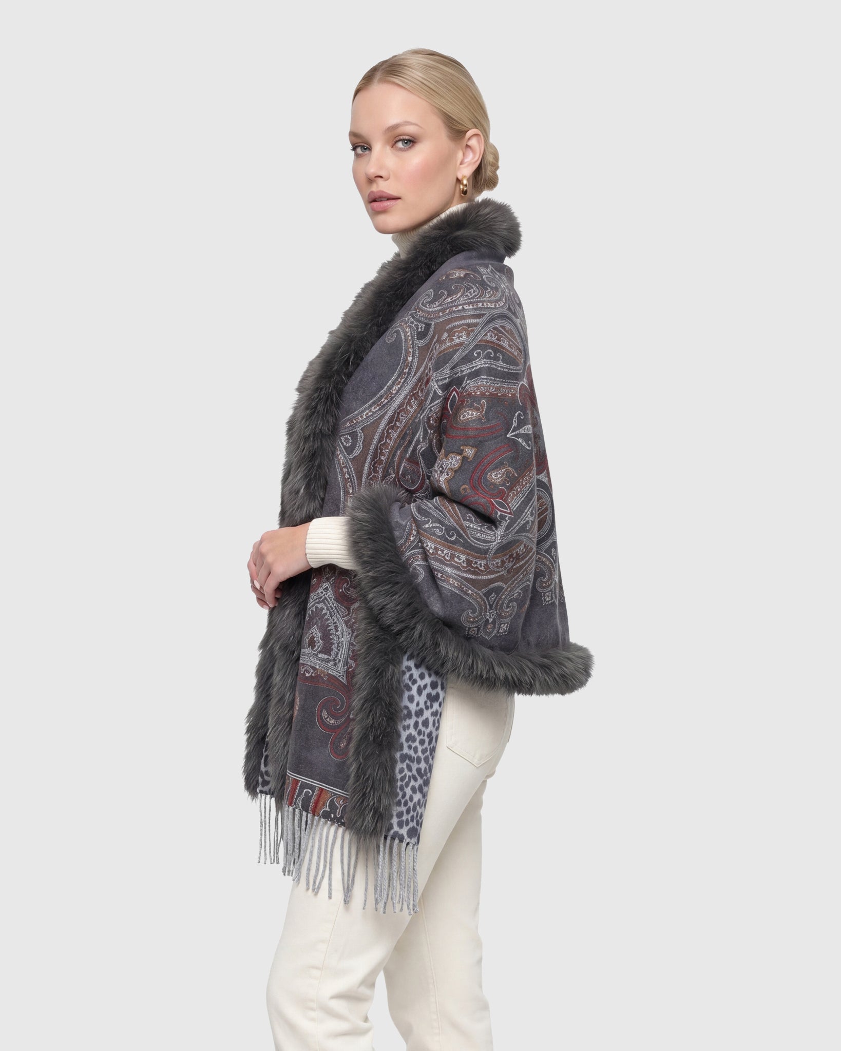 #Color_GRAY PAISLEY/ANIMAL PRINT