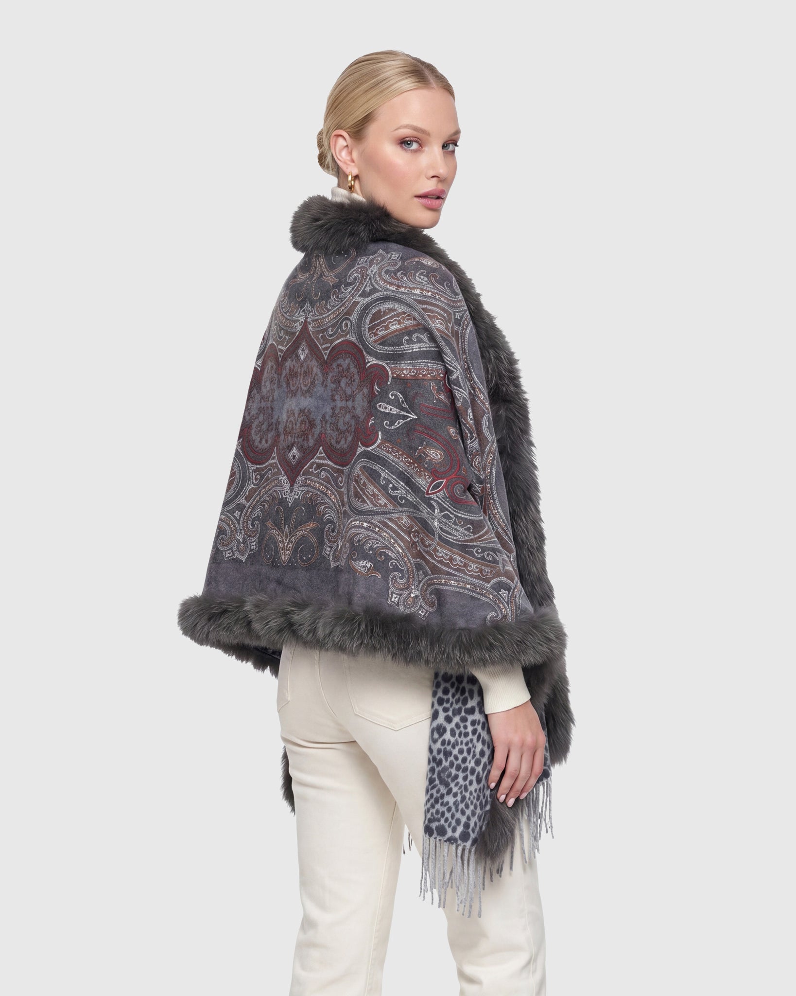 #Color_GRAY PAISLEY/ANIMAL PRINT