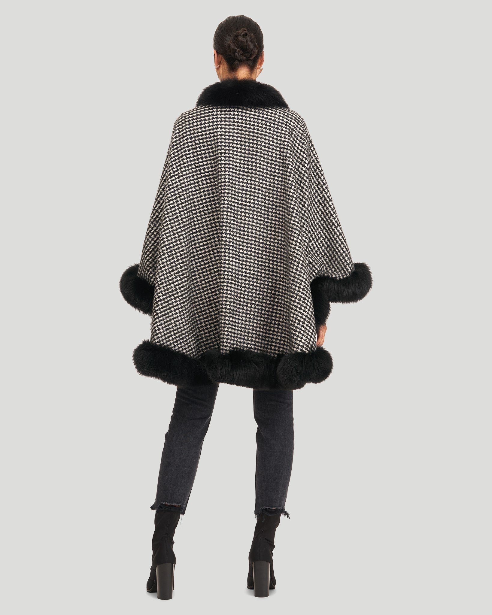 #Color_HOUNDSTOOTH