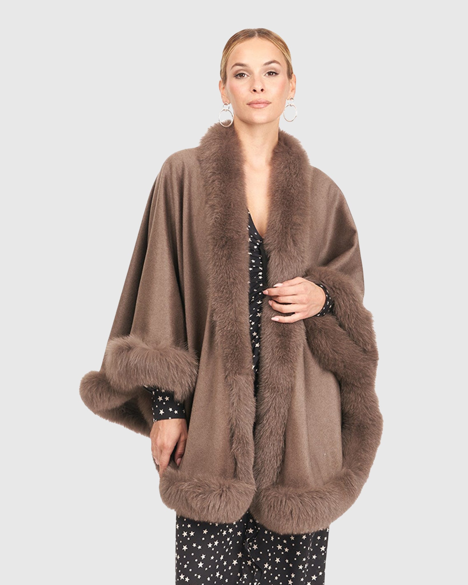 #Color_KHAKI TAUPE