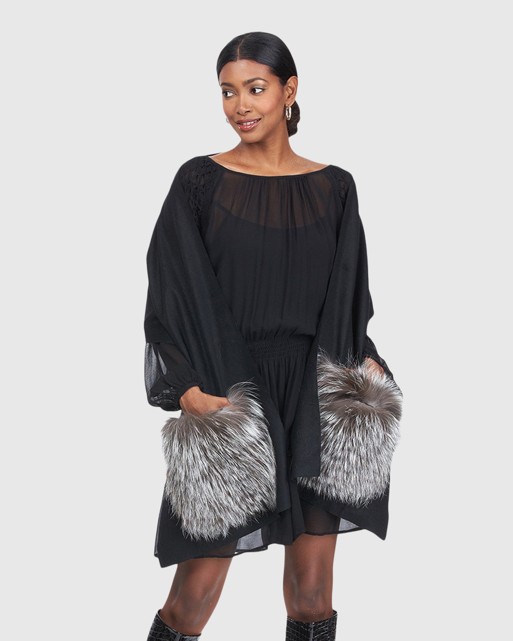 #Color_BLACK/SILVER