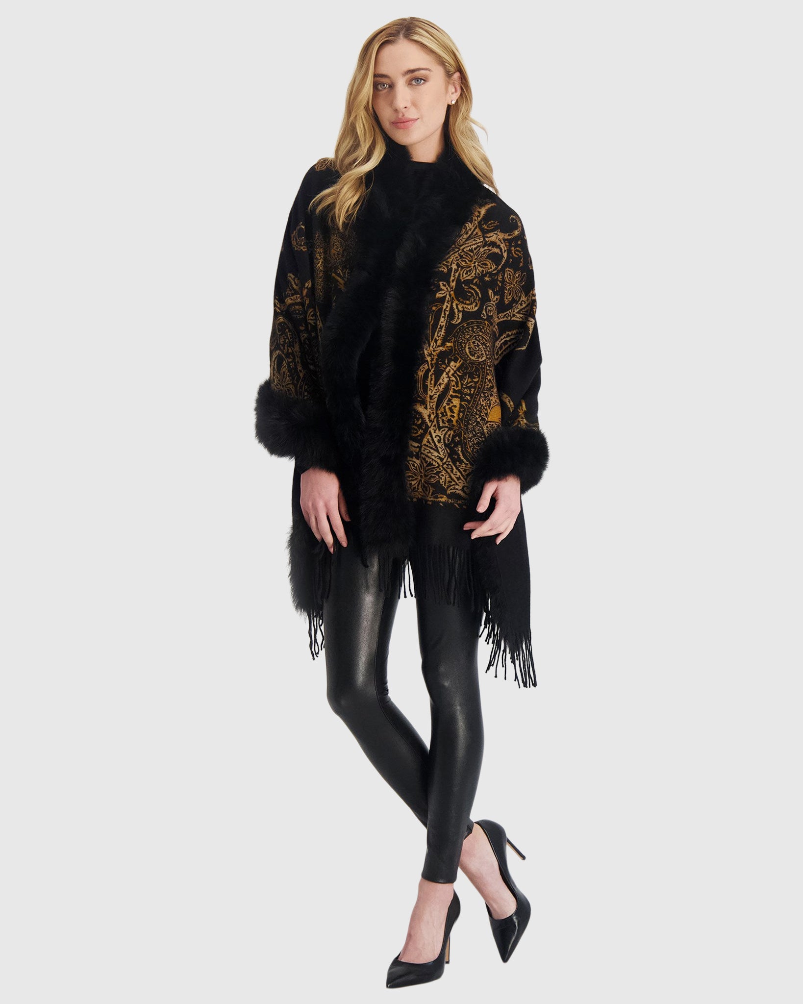 #Color_BLACK GOLD PAISLEY