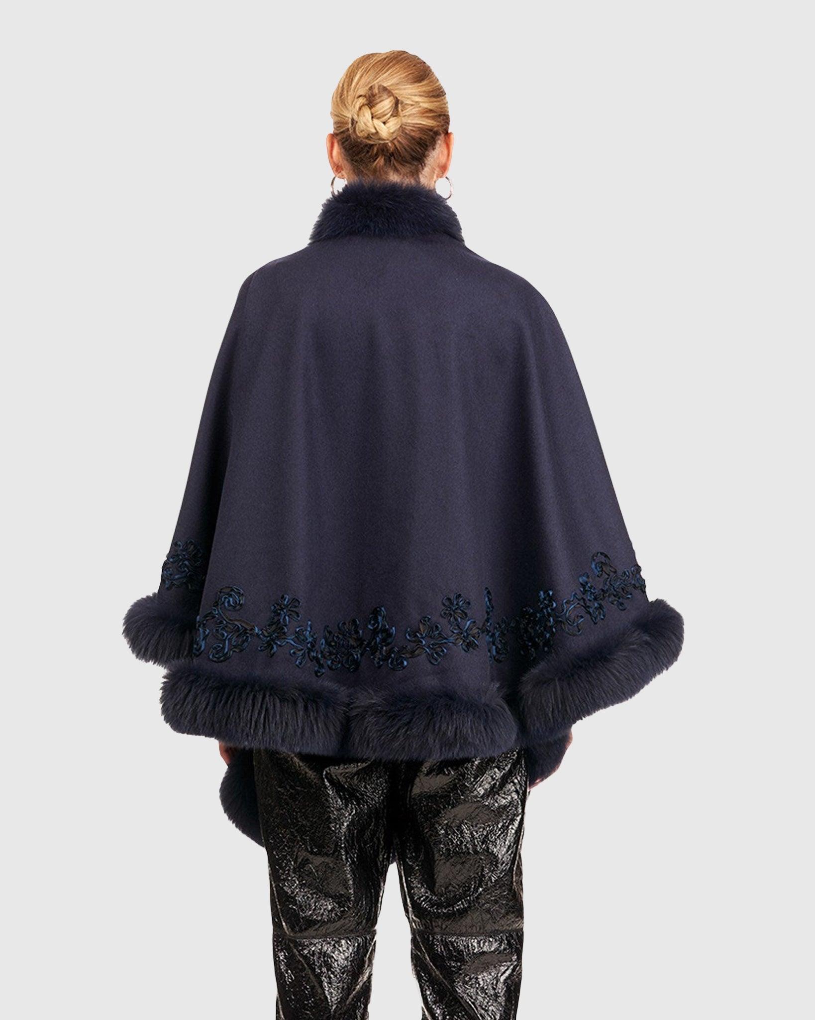 #Color_NAVY