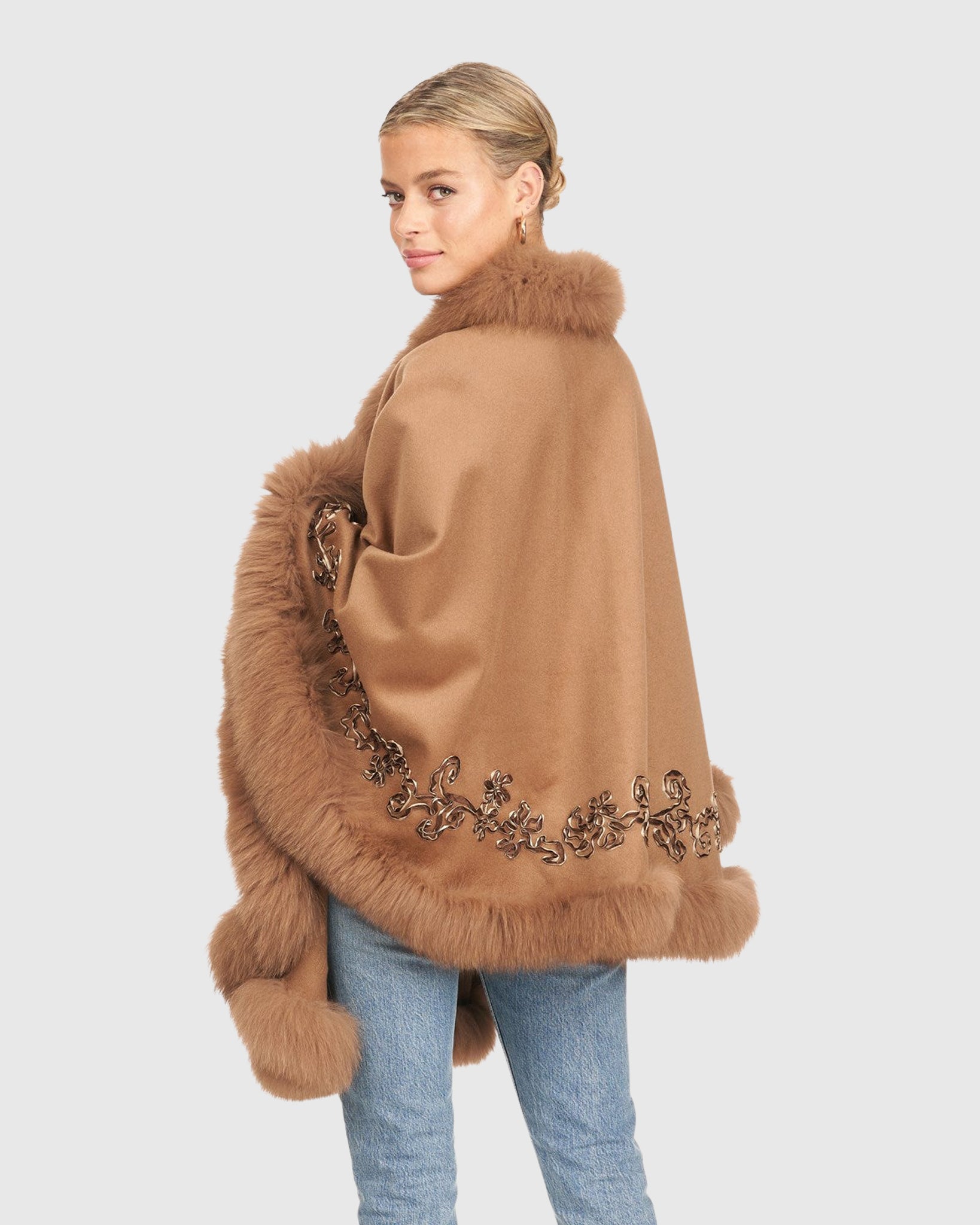 #Color_CAMEL