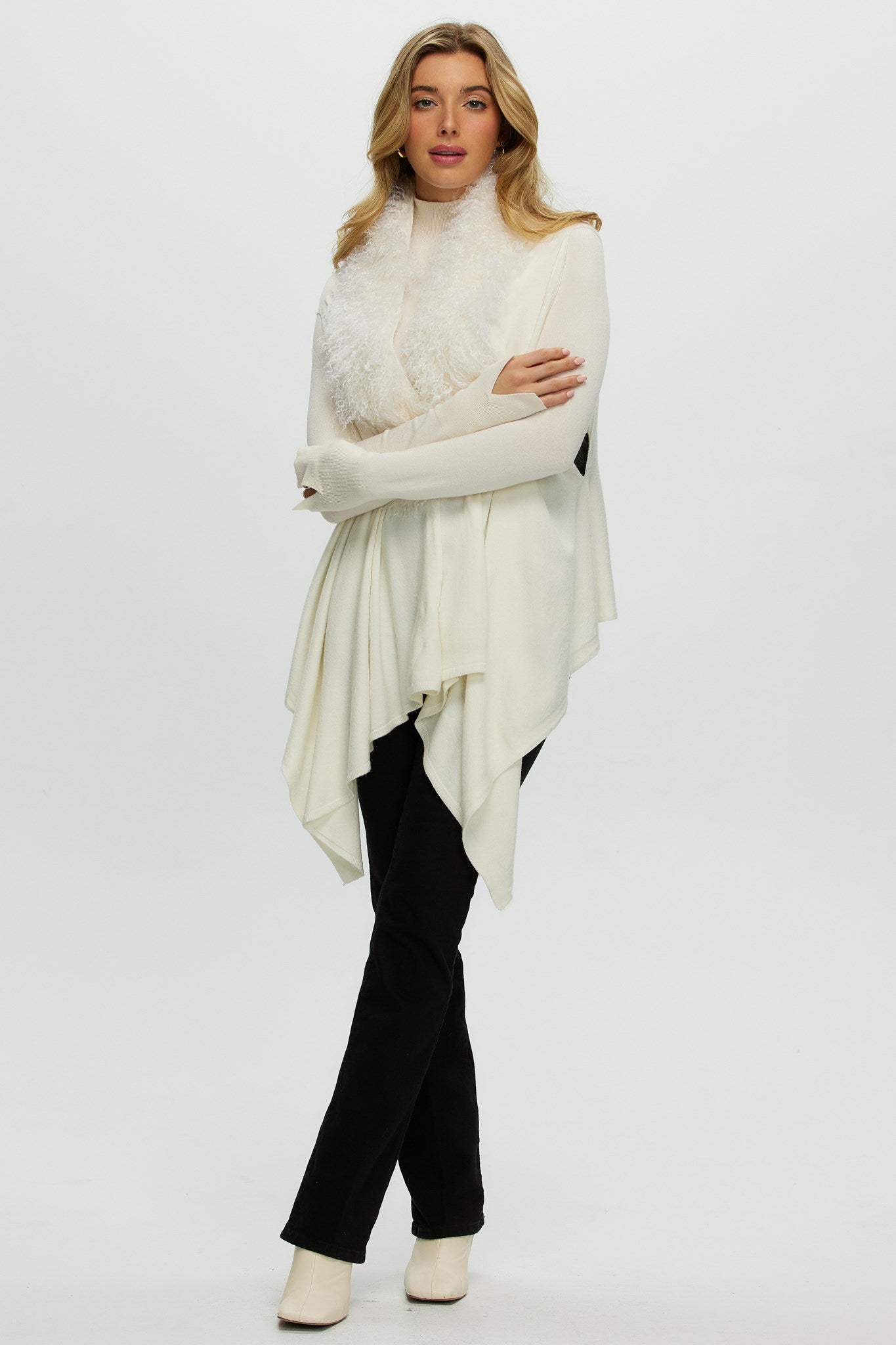 #Color_IVORY