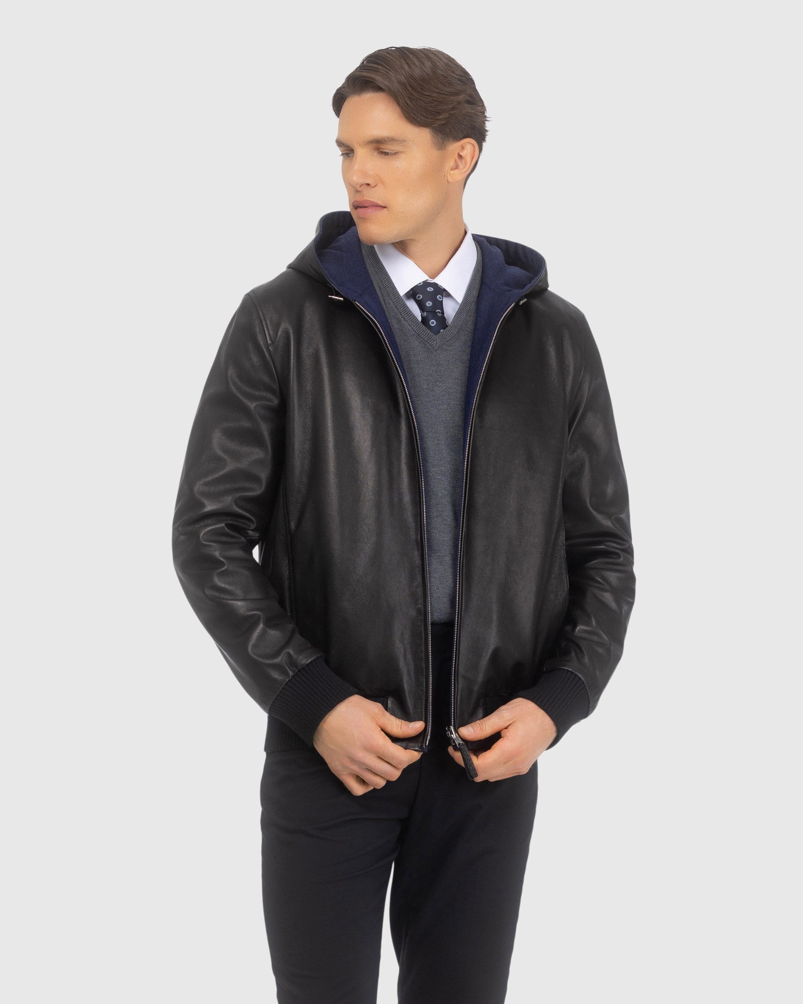 #Color_BLACK/NAVY