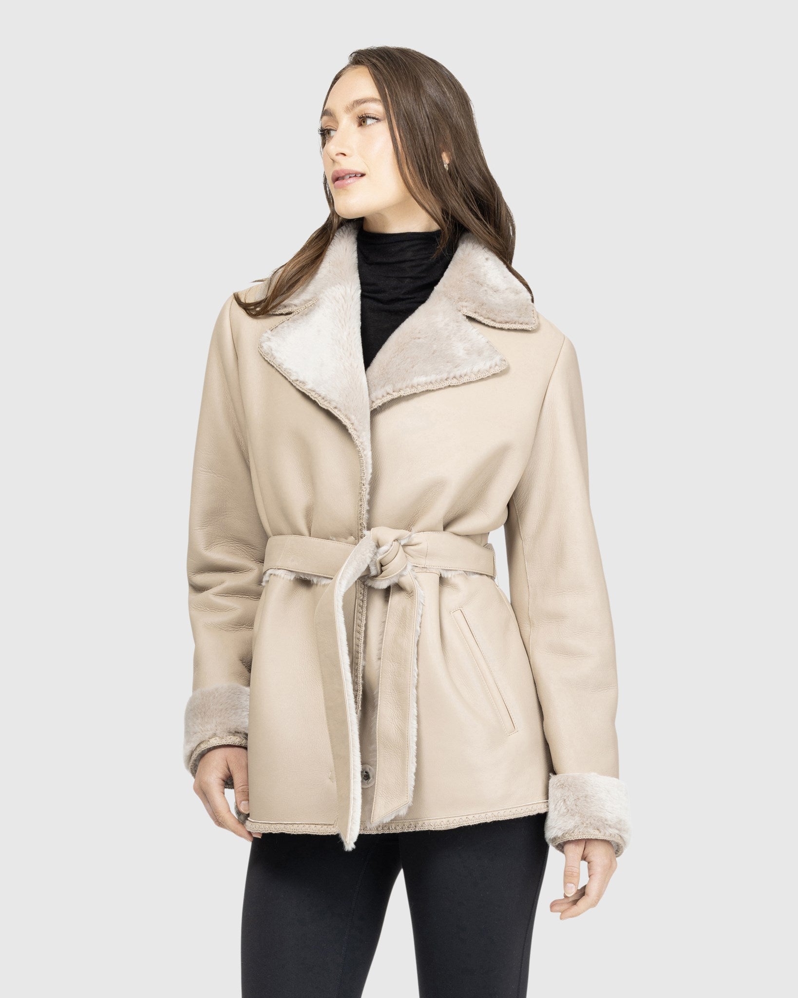 #Color_TAUPE BRISA