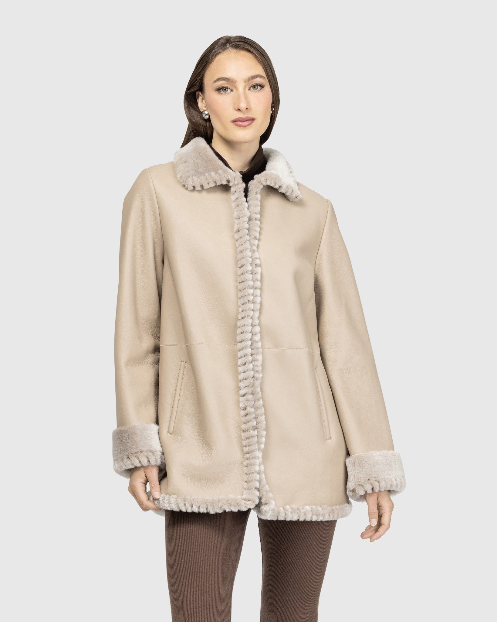 #Color_TAUPE BRISA