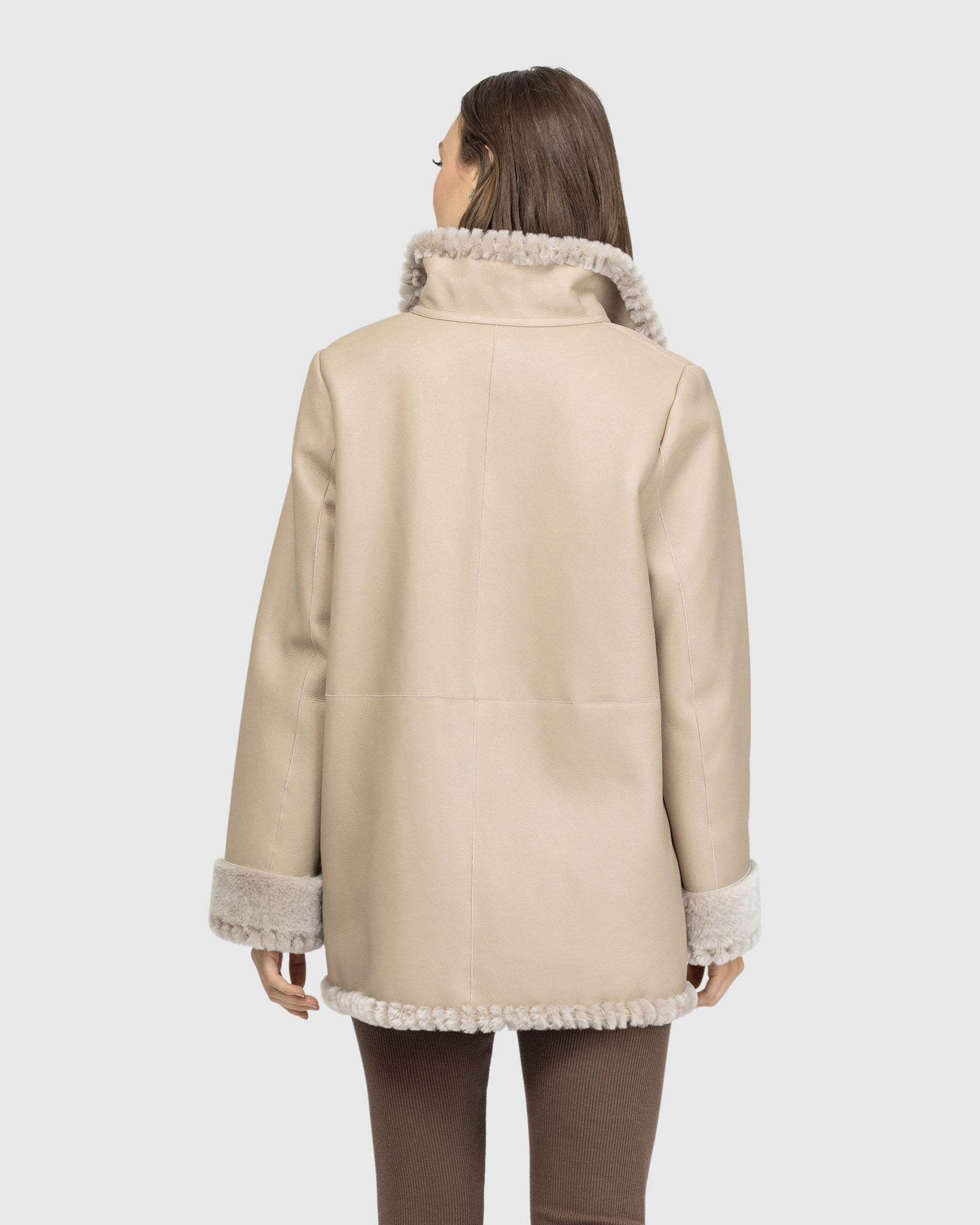 #Color_TAUPE BRISA