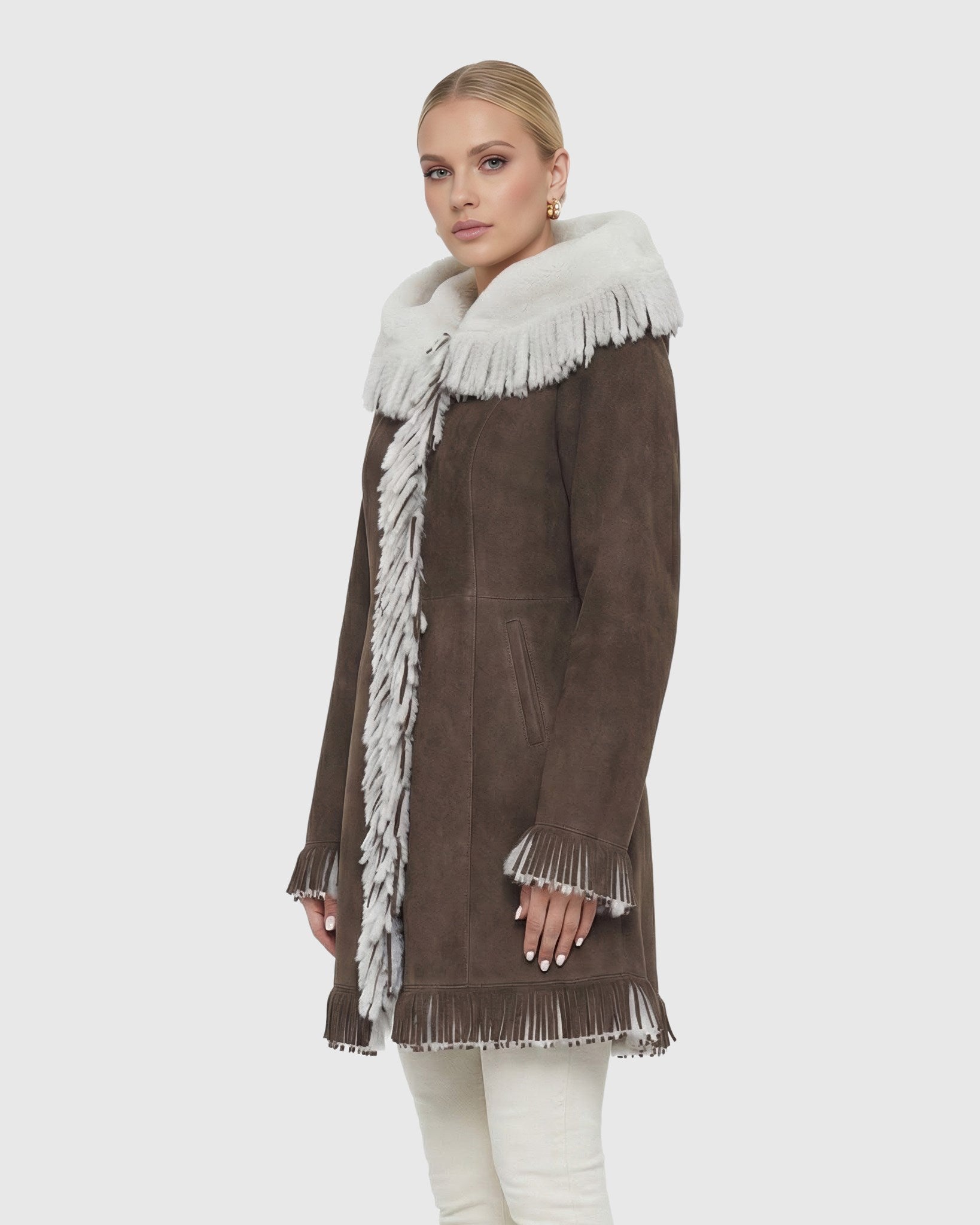 #Color_Dark Brown/White