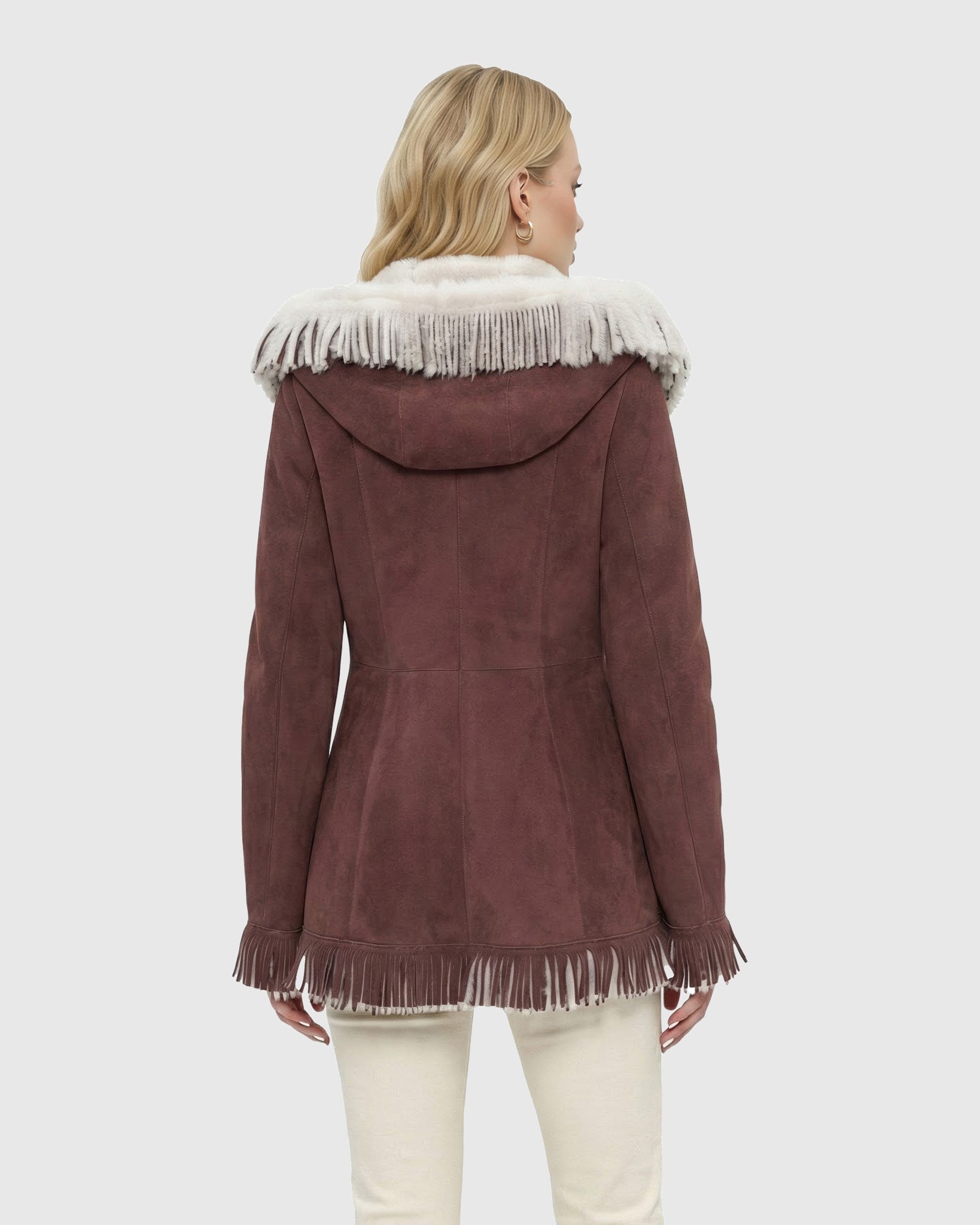 #Color_Burgundy/White