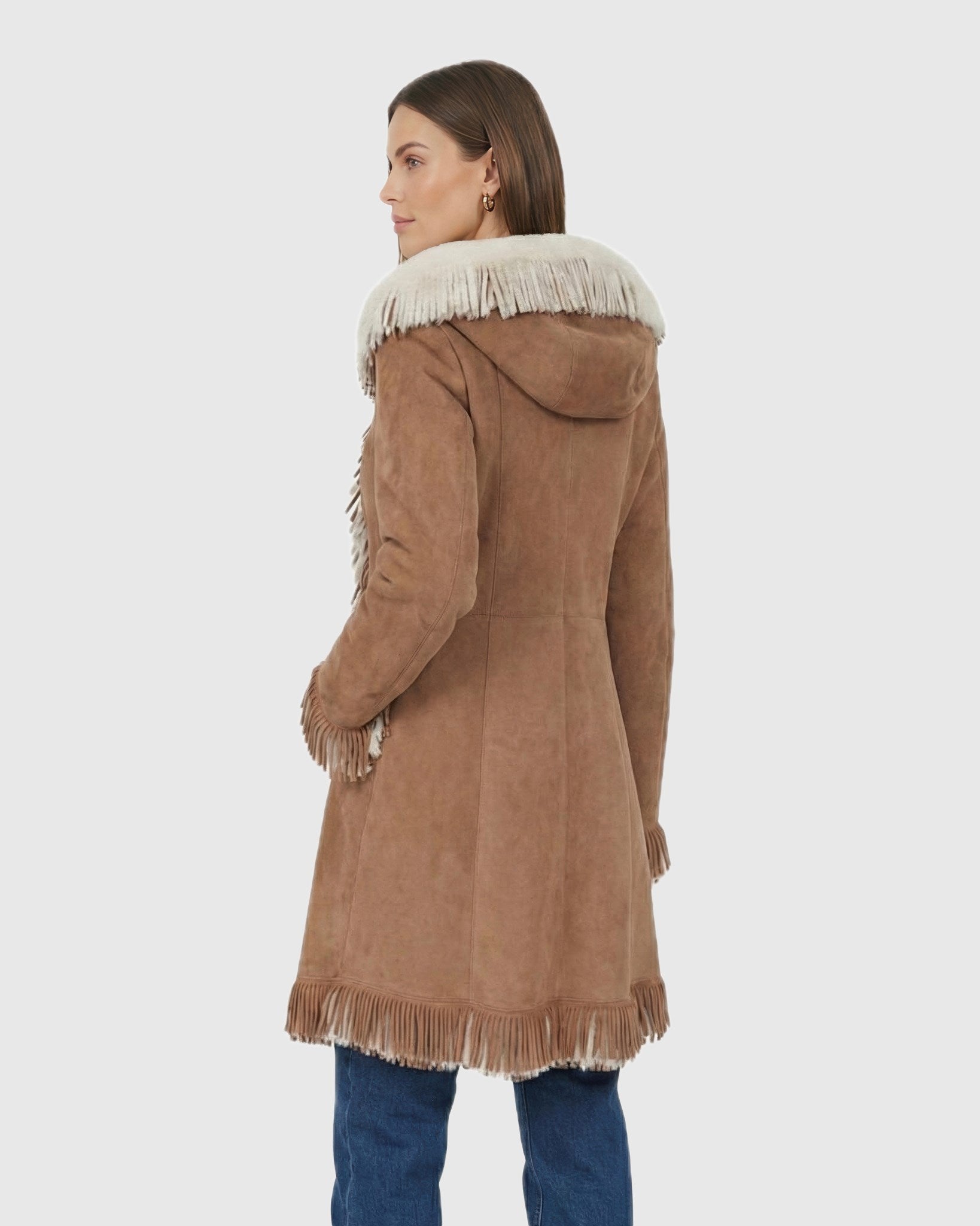 #Color_Chestnut/White