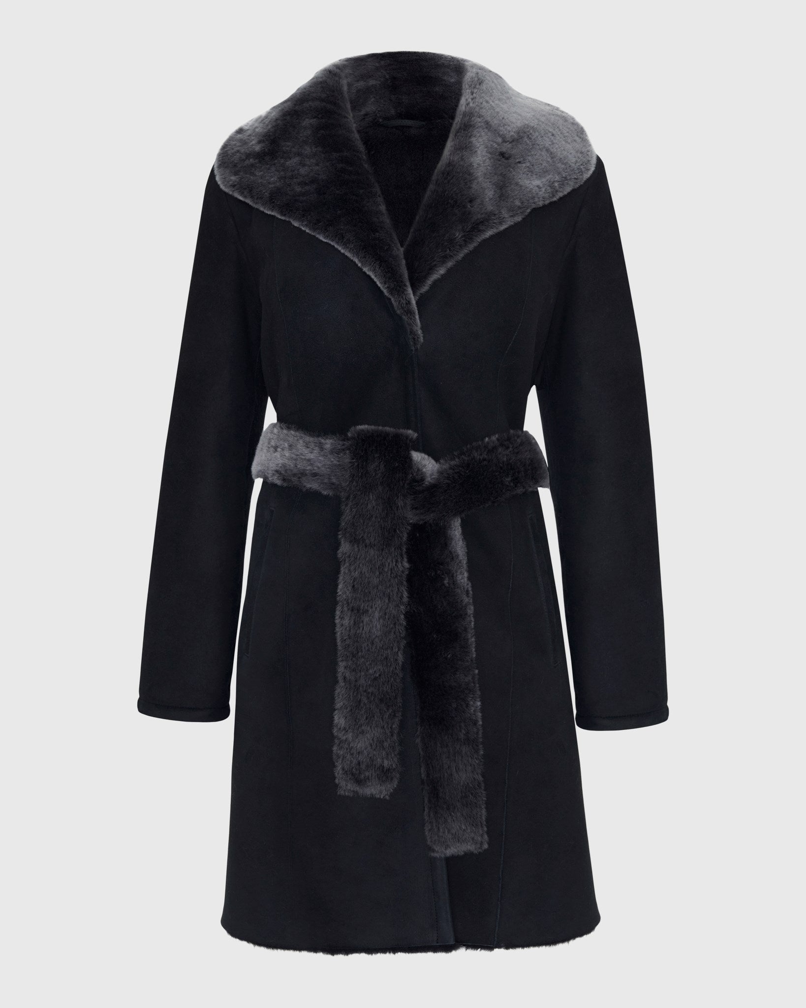 #Color_Black Brisa