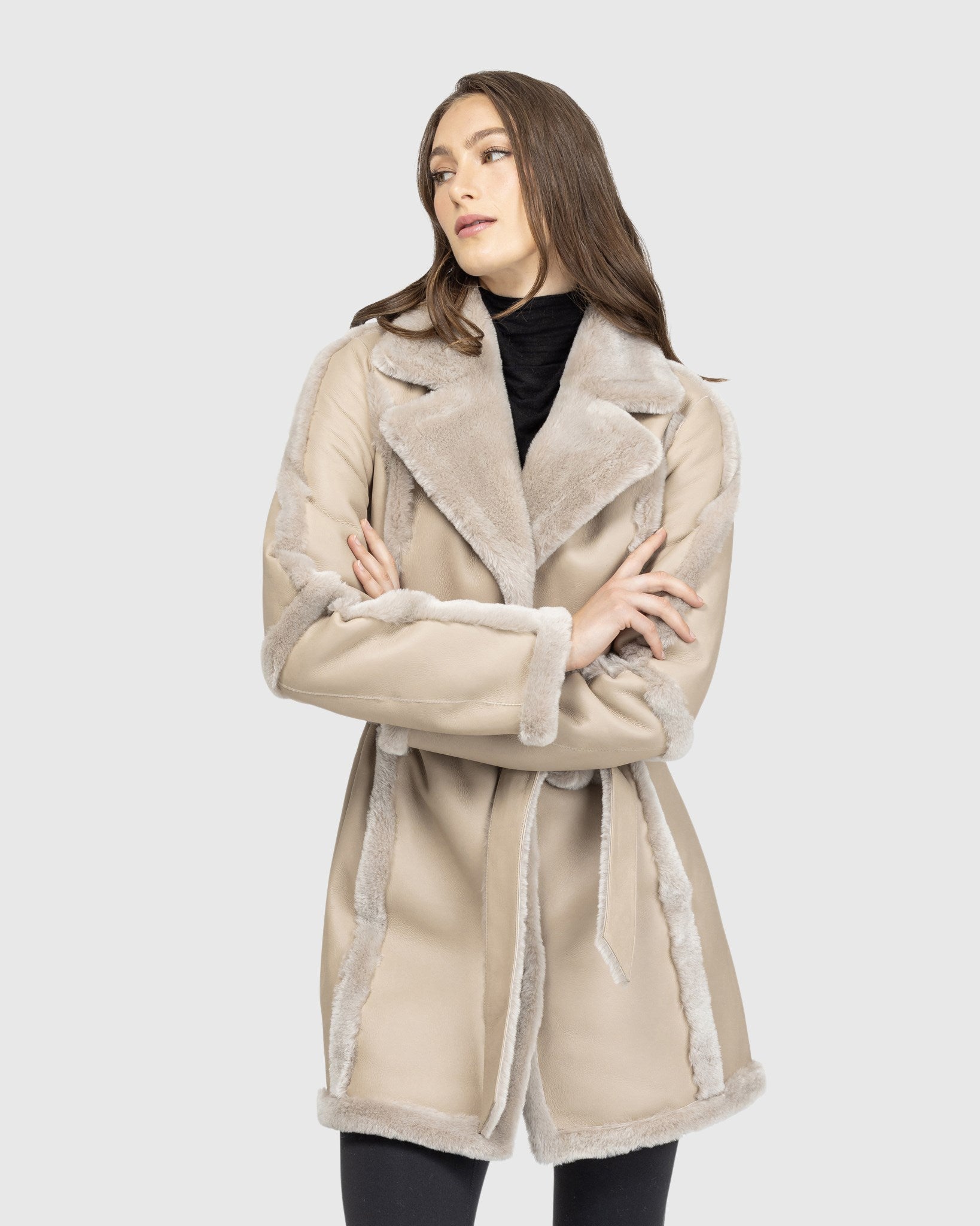 #Color_TAUPE BRISA
