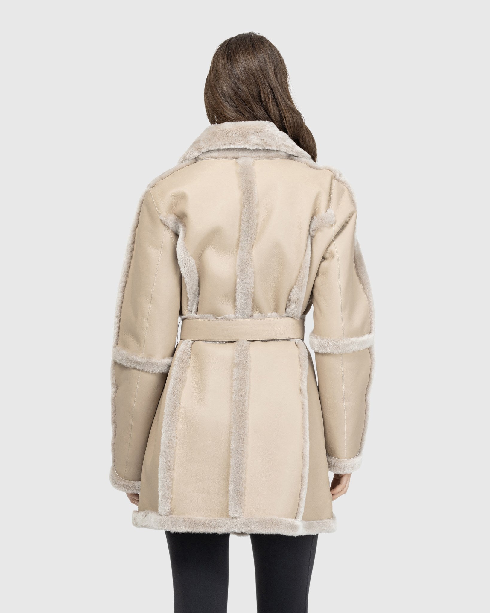 #Color_TAUPE BRISA