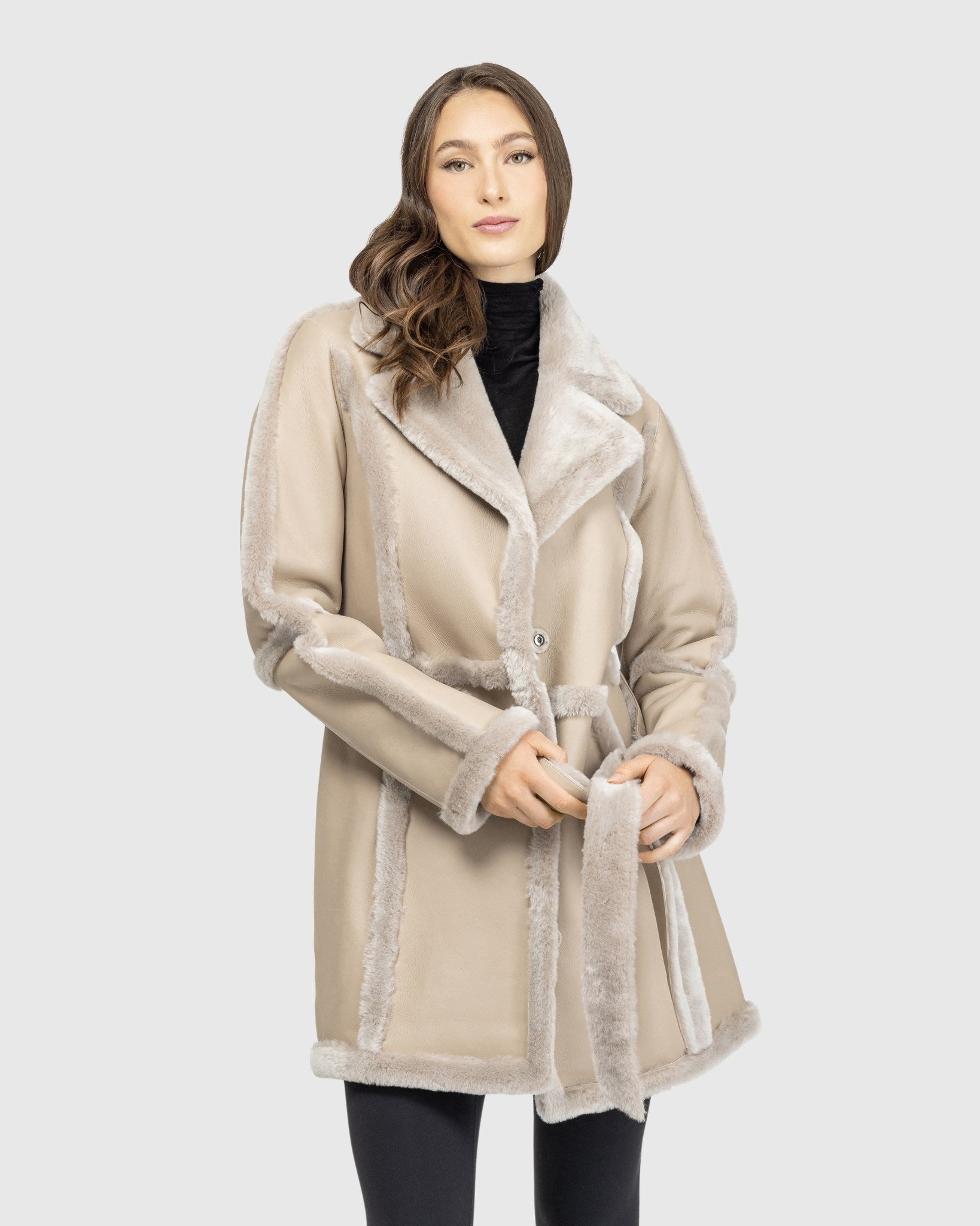 #Color_TAUPE BRISA
