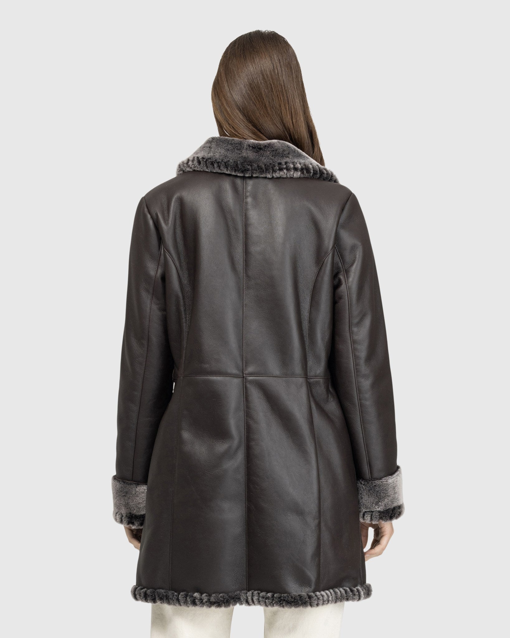 #Color_BROWN BRISA