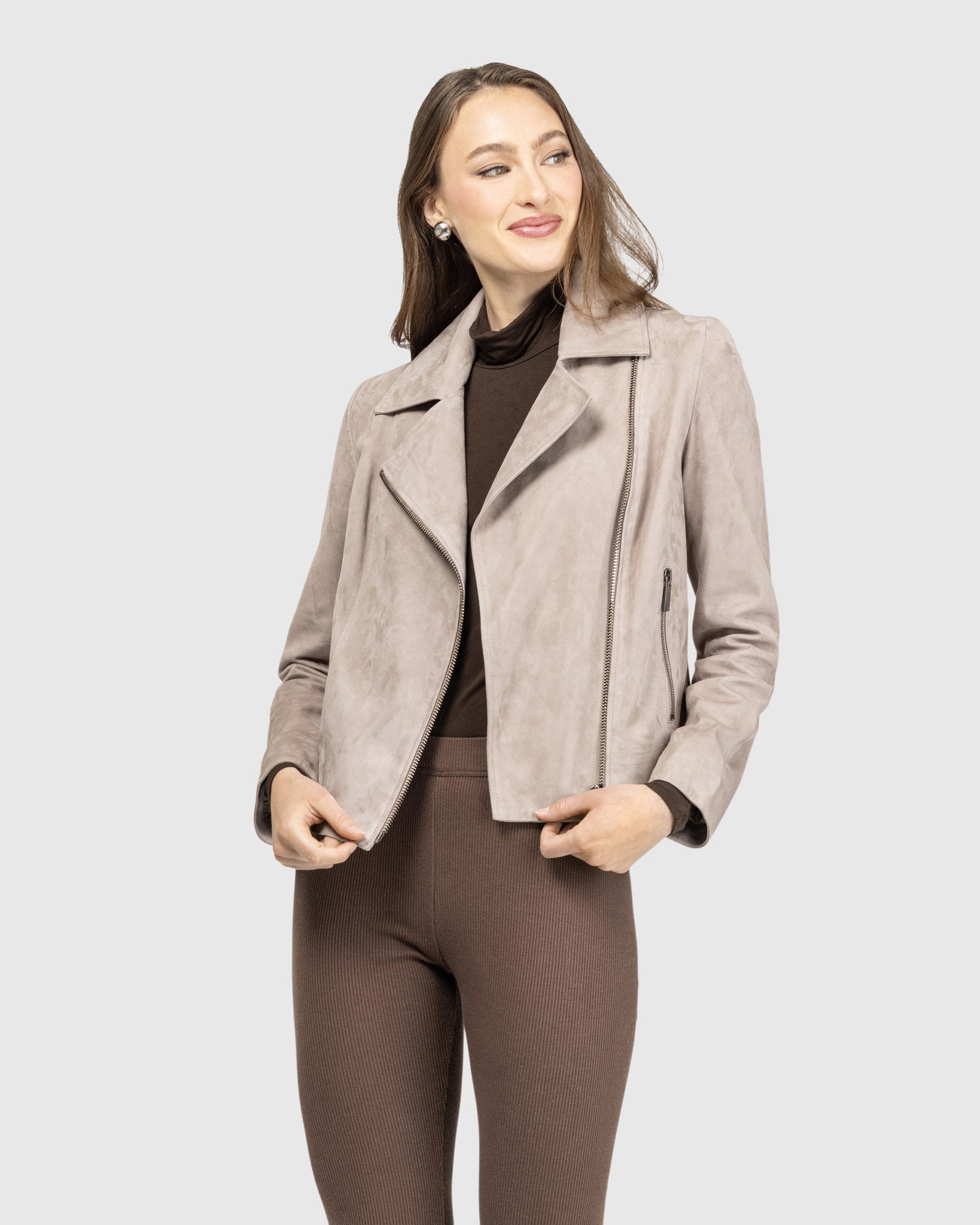 #Color_TAUPE