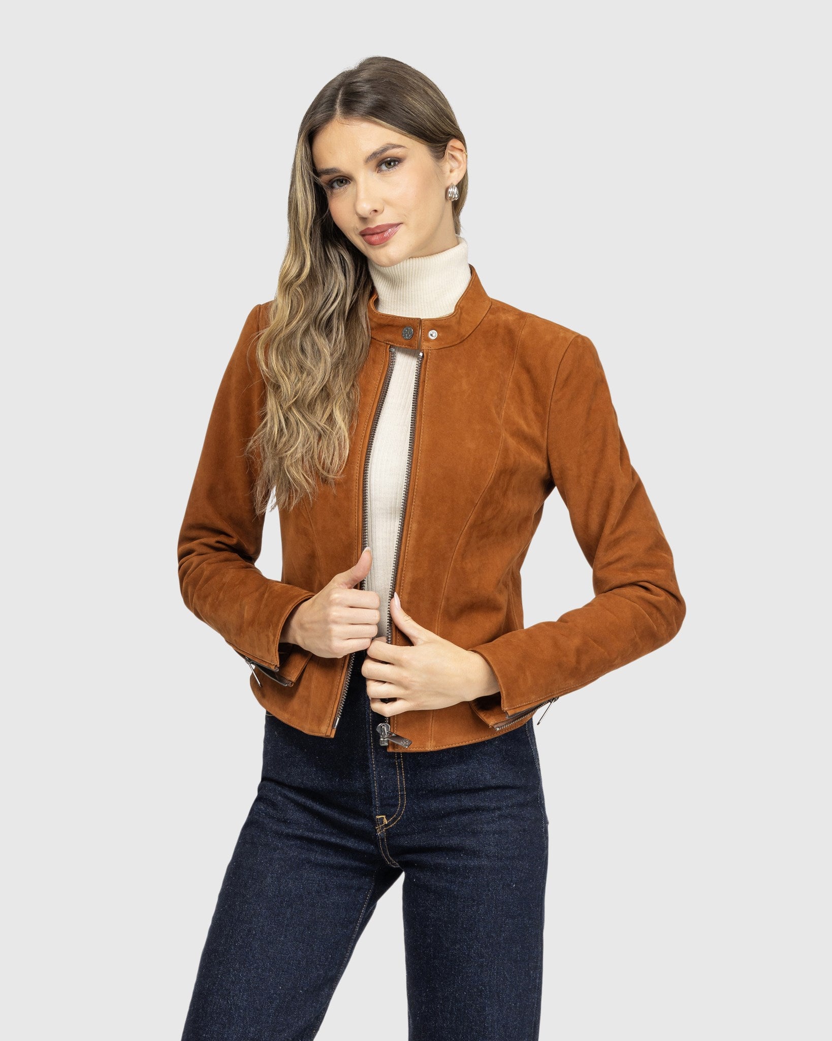 #Color_COGNAC