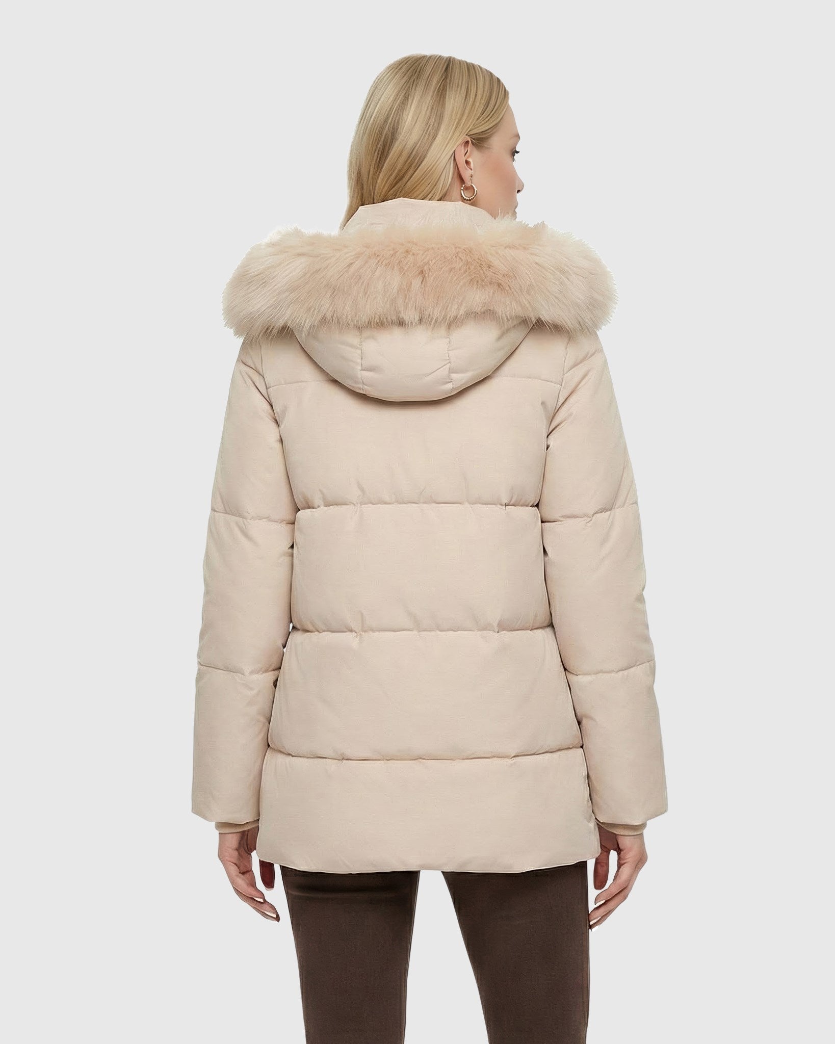 #Color_Ivory/Ivory
