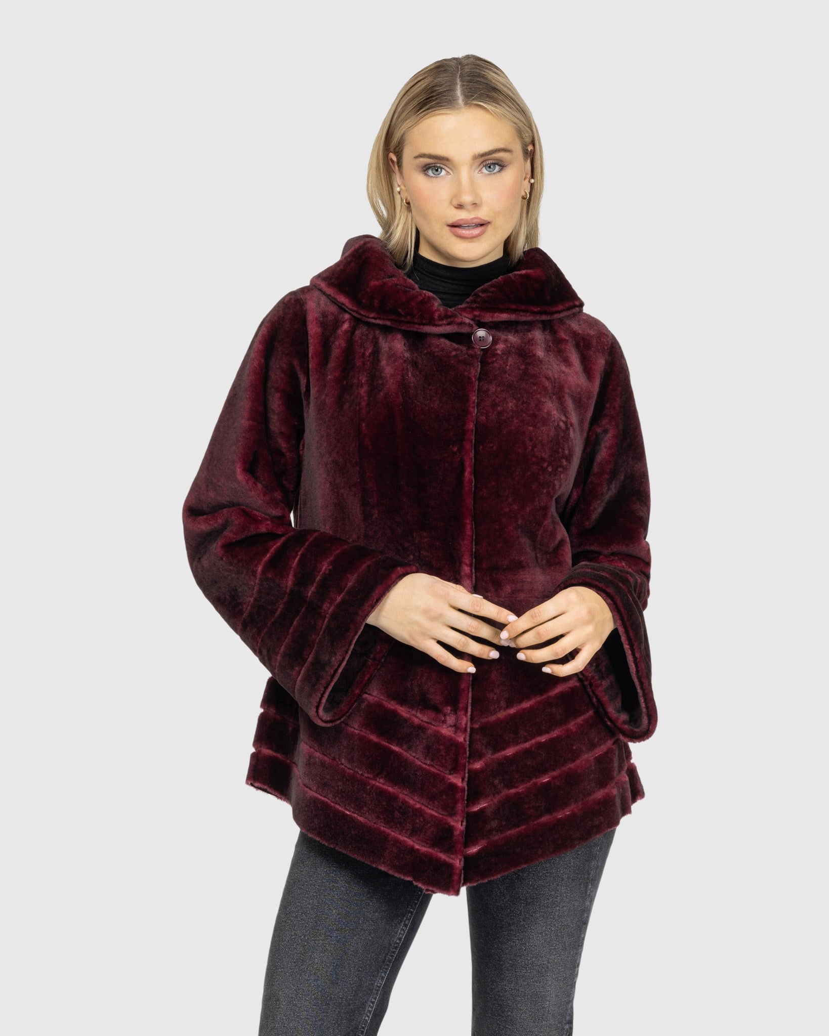REVERSIBLE SHEARLING LAMB JACKET