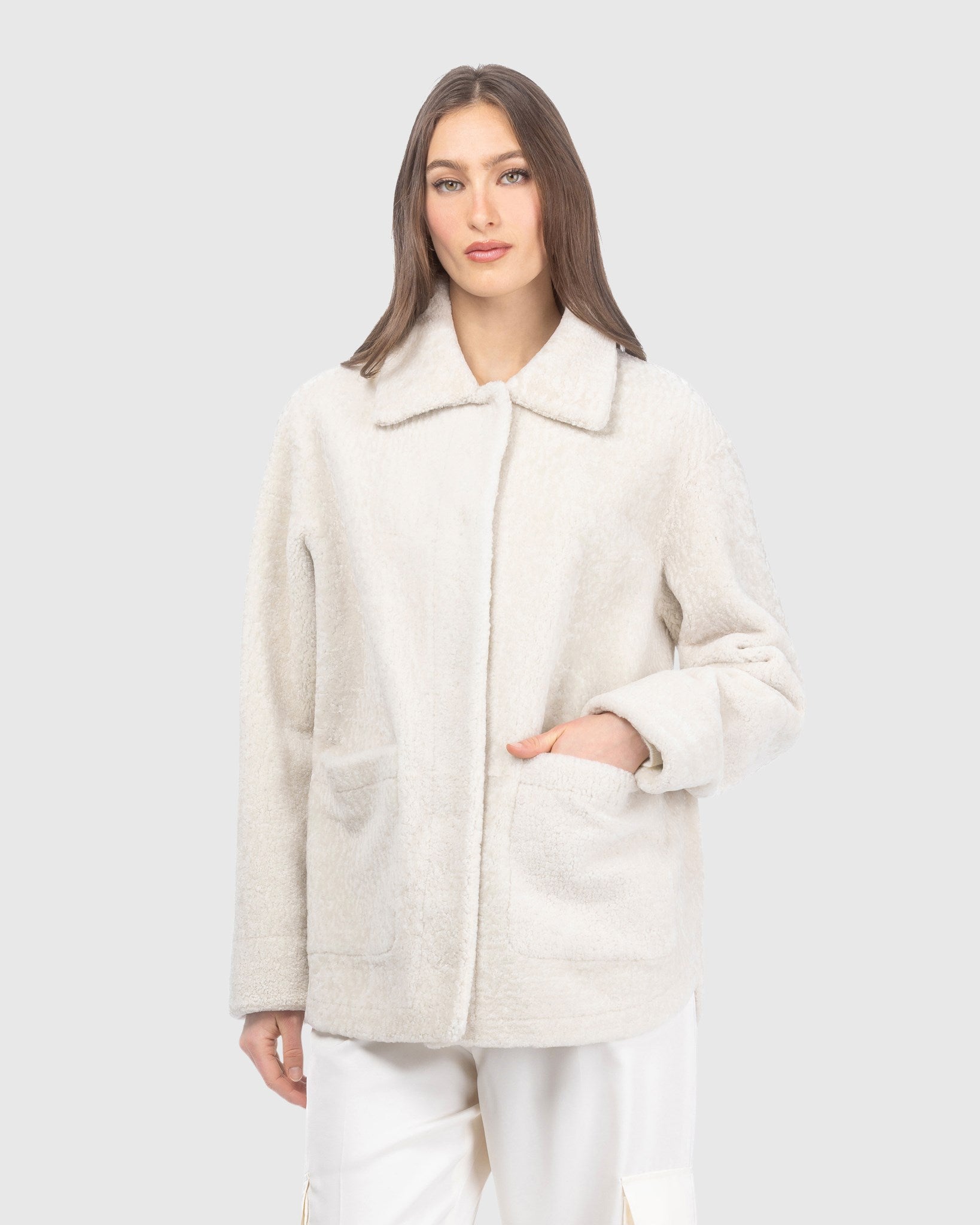#Color_IVORY