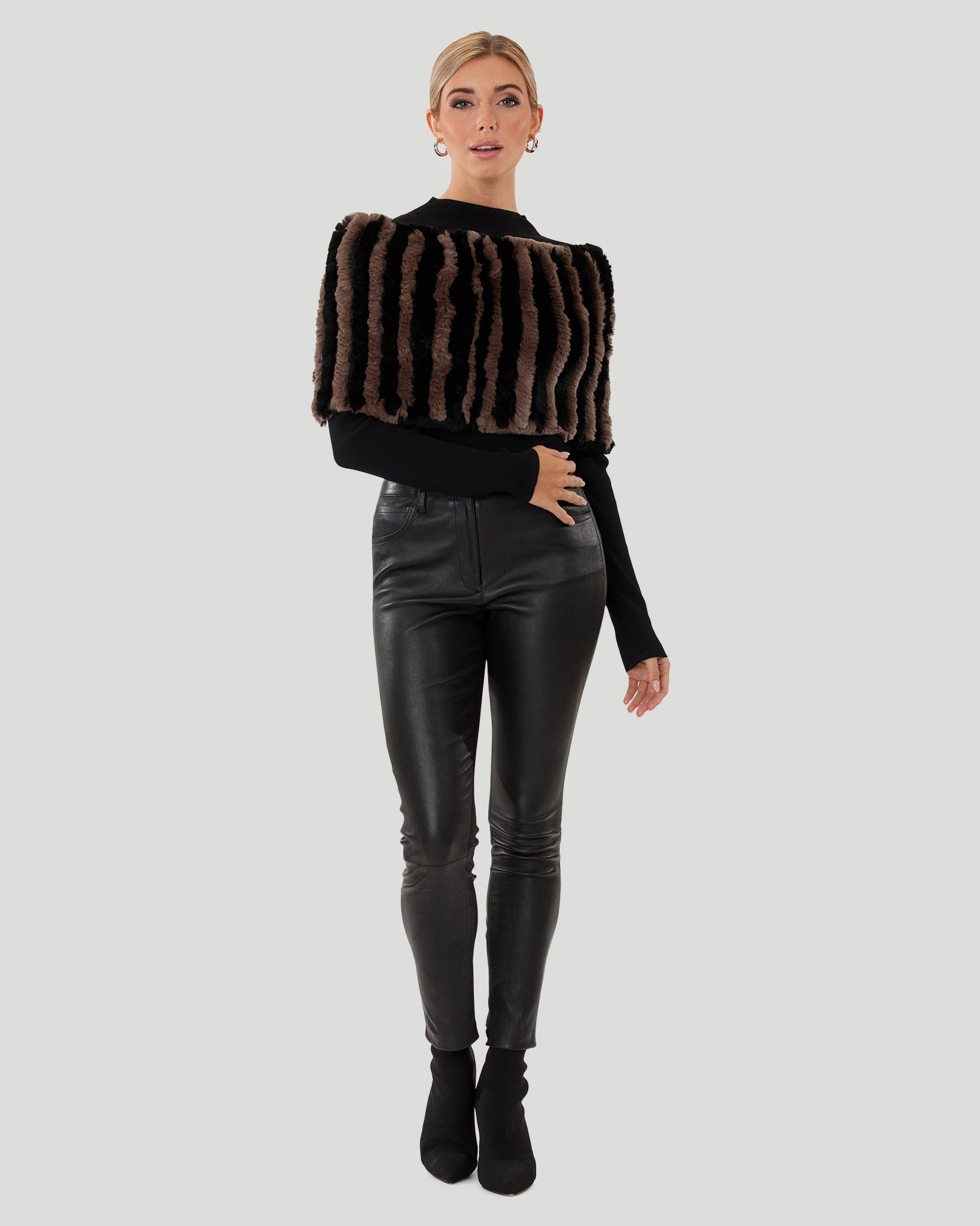 #Color_BLACK/BROWN