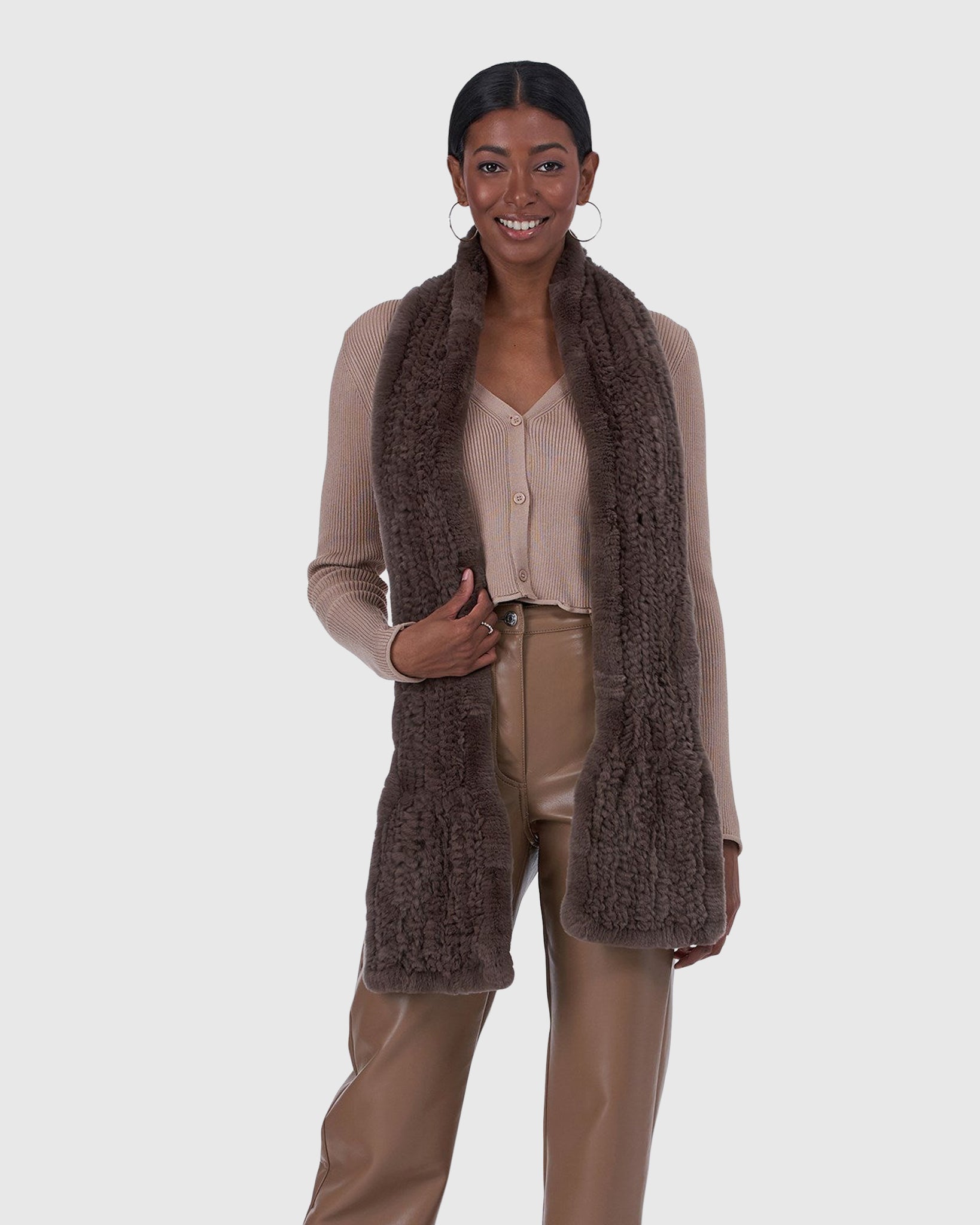 #Color_TAUPE