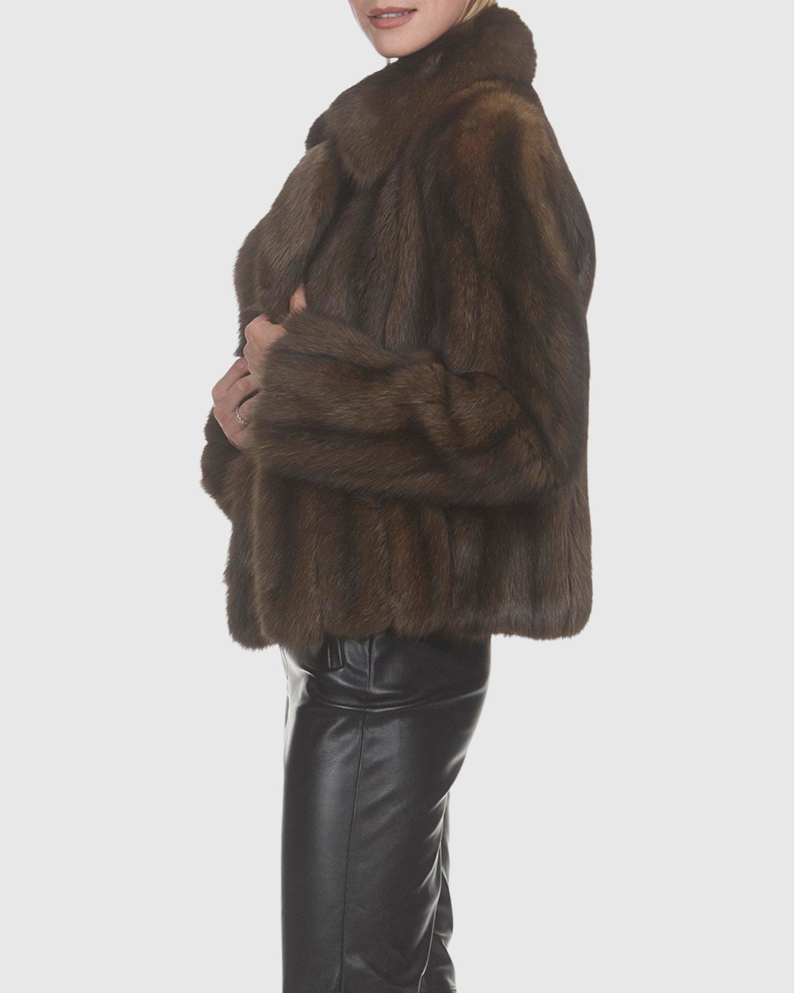 #Color_BROWN