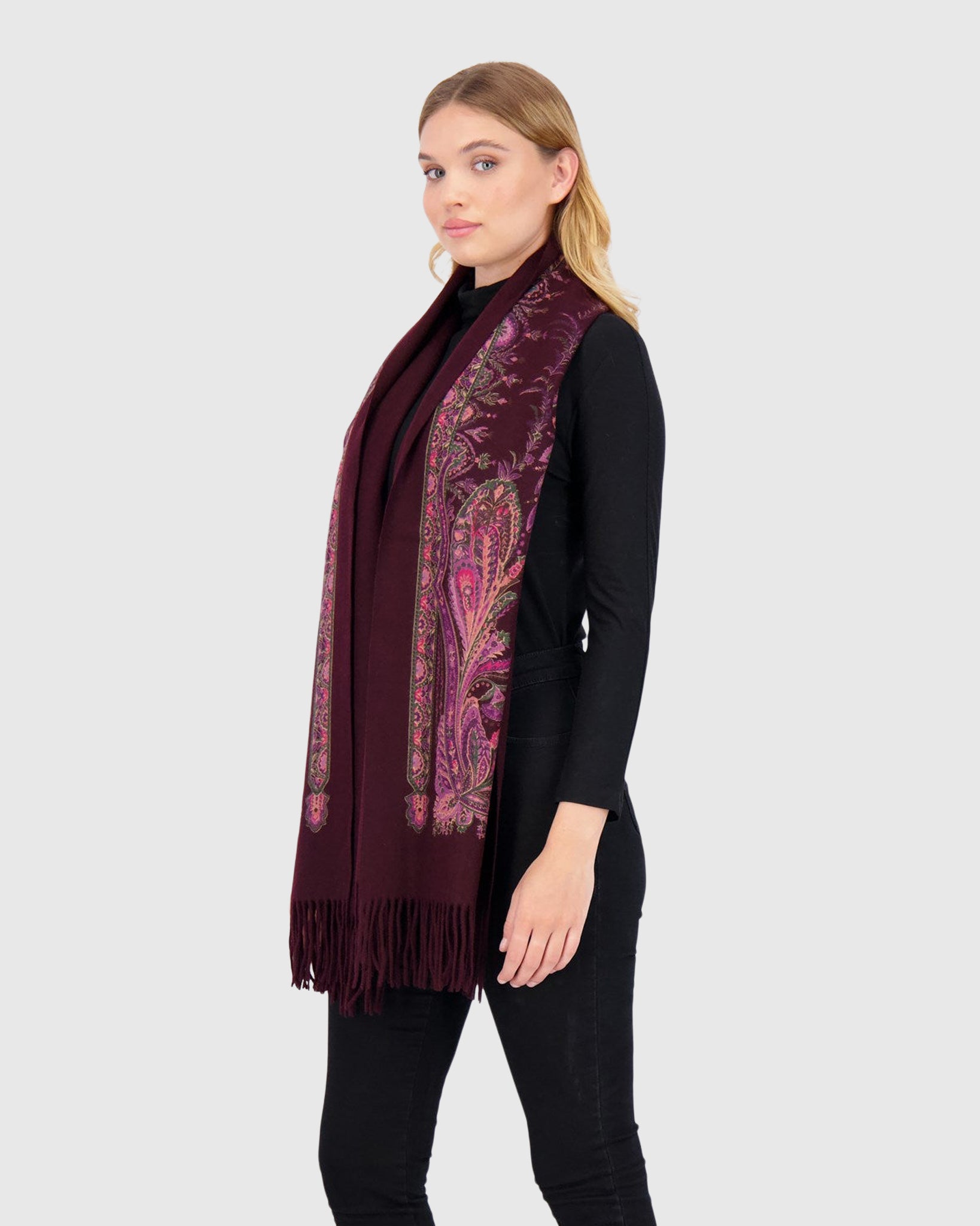 #Color_WINE PAISLEY