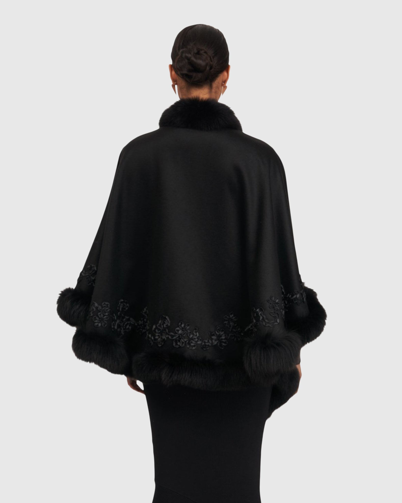 #Color_BLACK