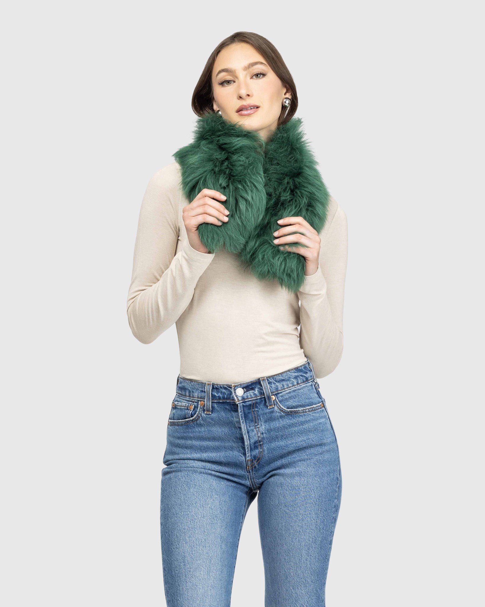#Color_EMERALD