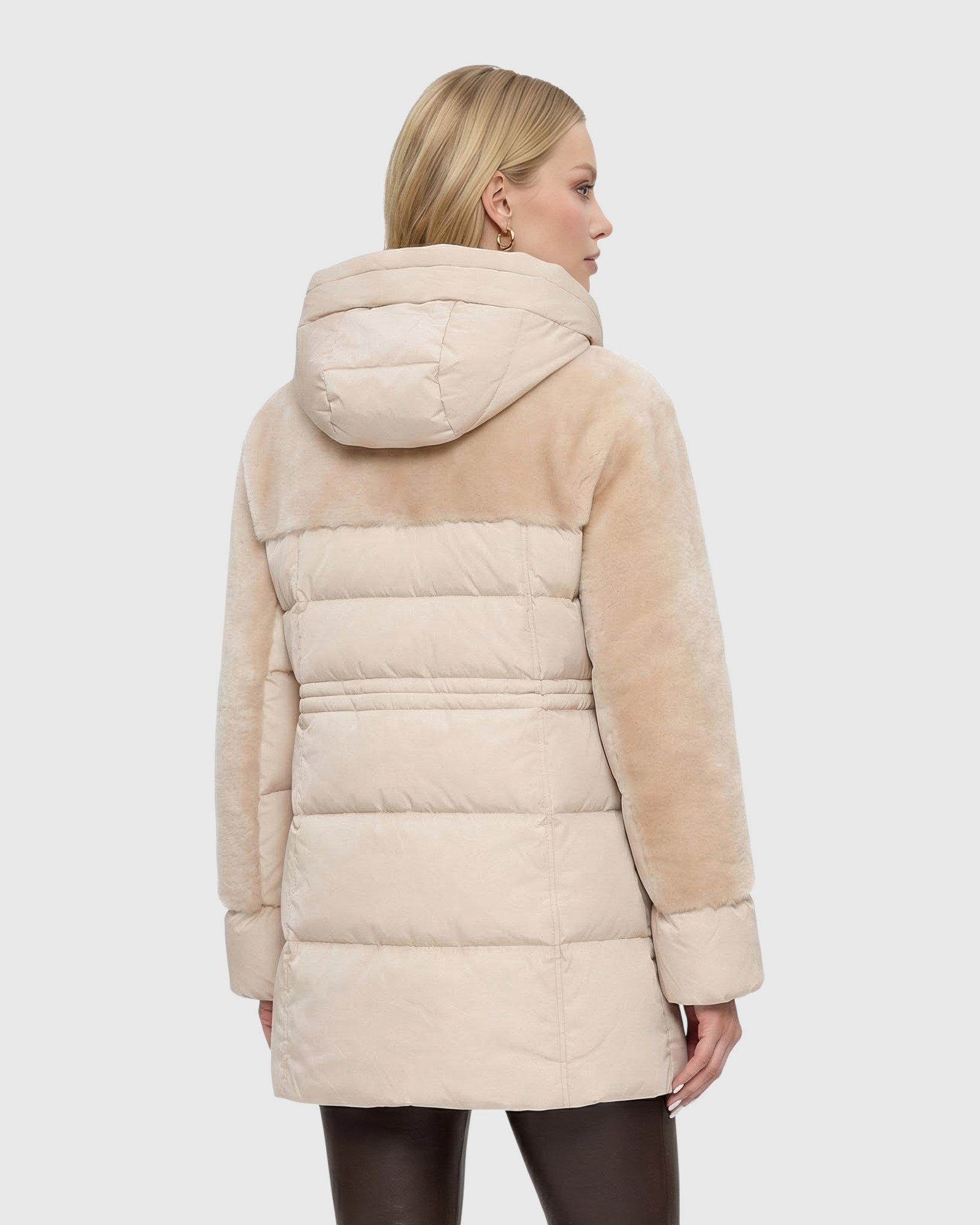 #Color_Ivory/Ivory
