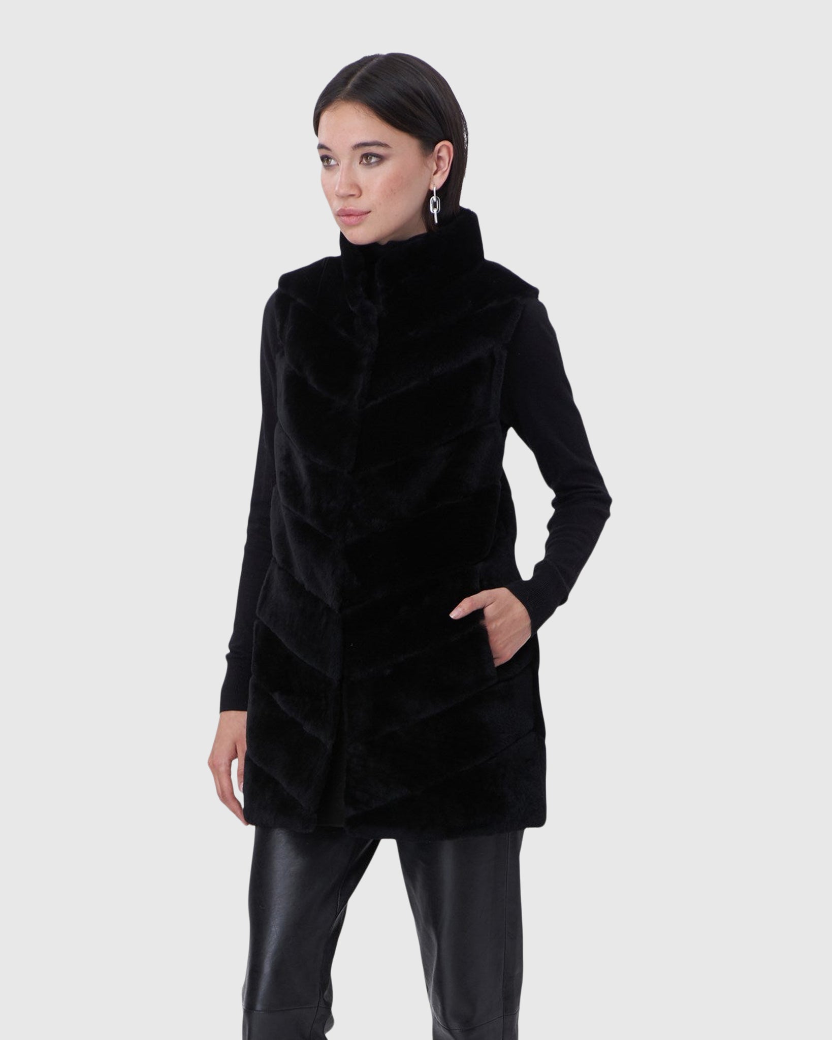 #Color_BLACK
