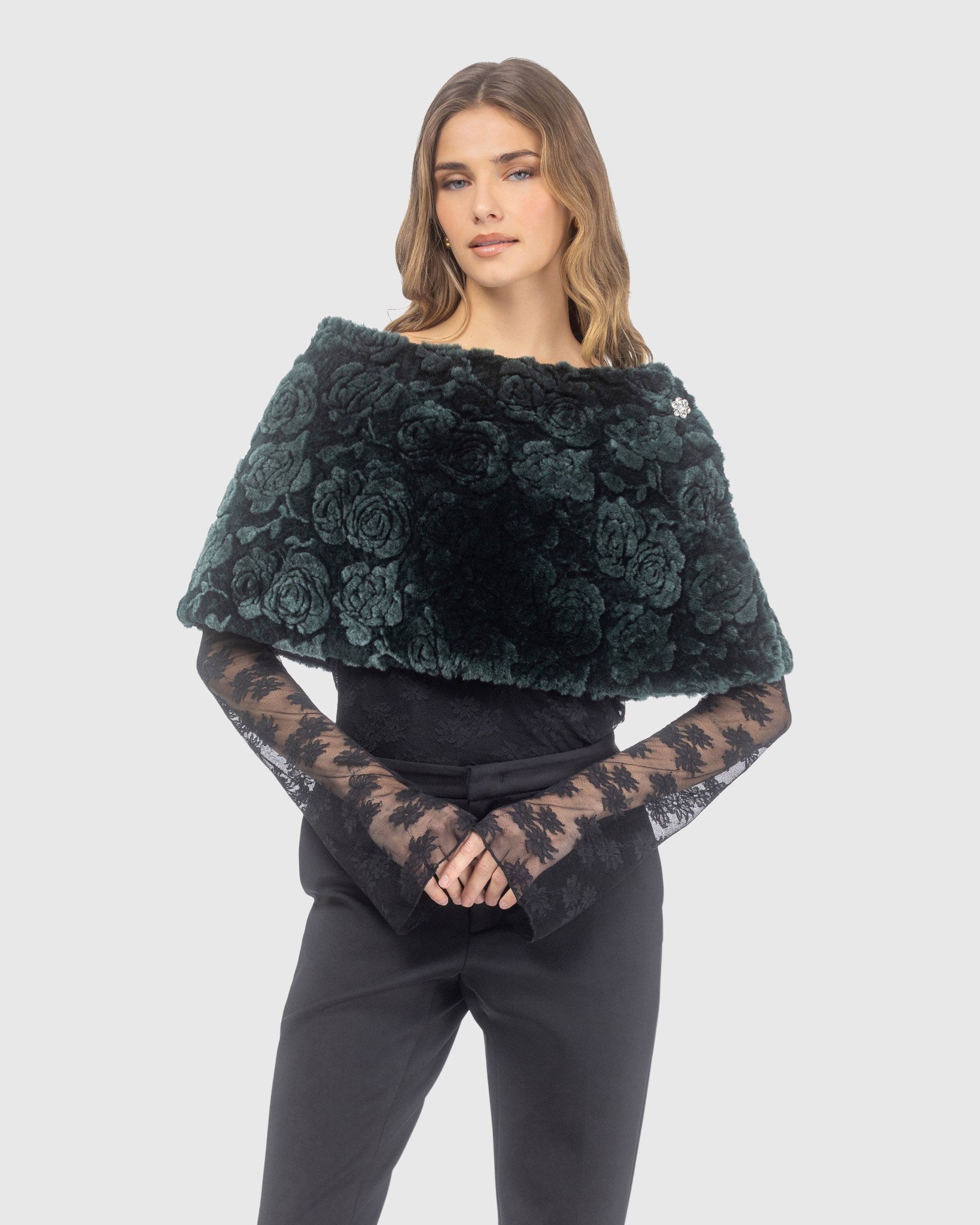 #Color_EMERALD BRISA