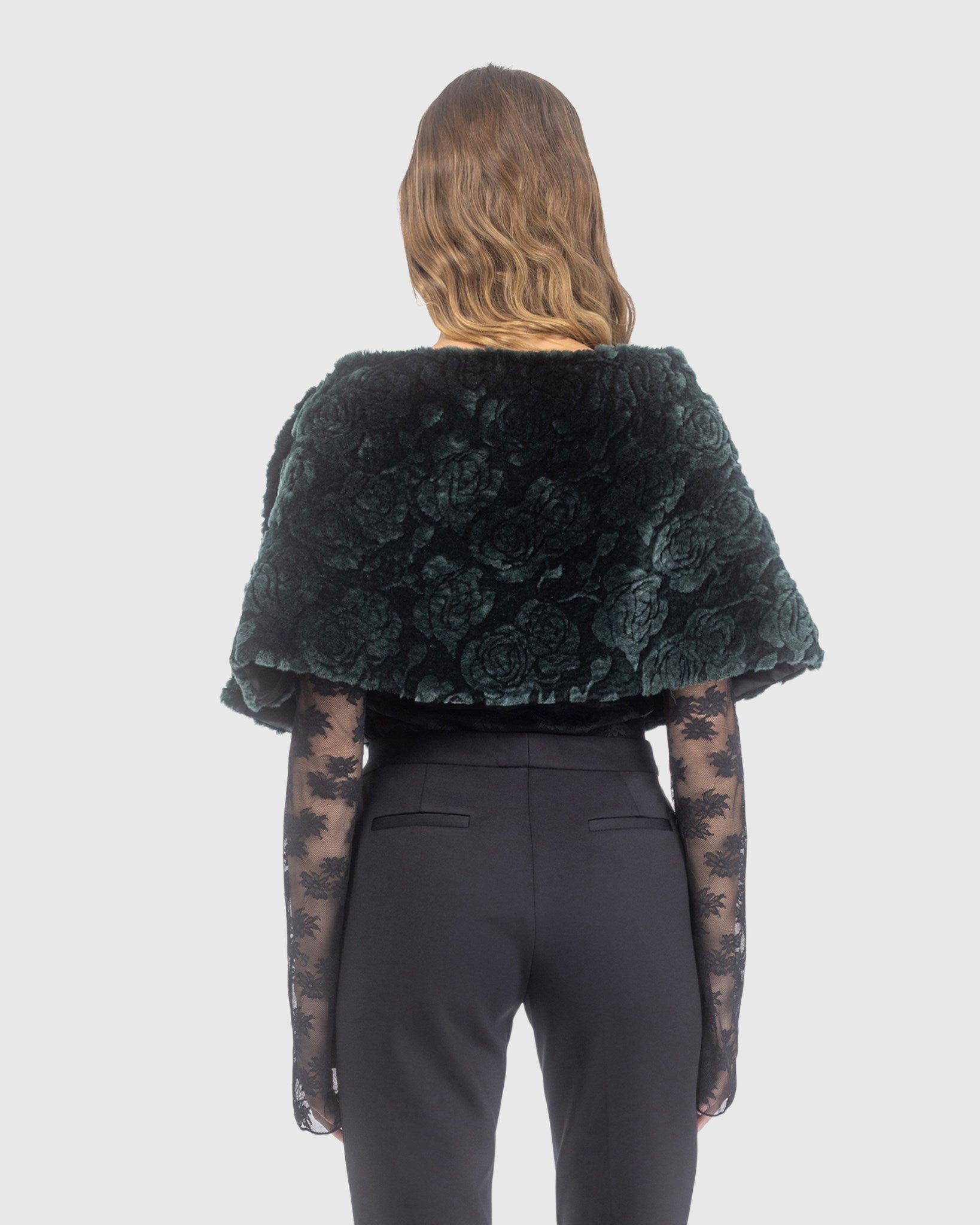 #Color_EMERALD BRISA