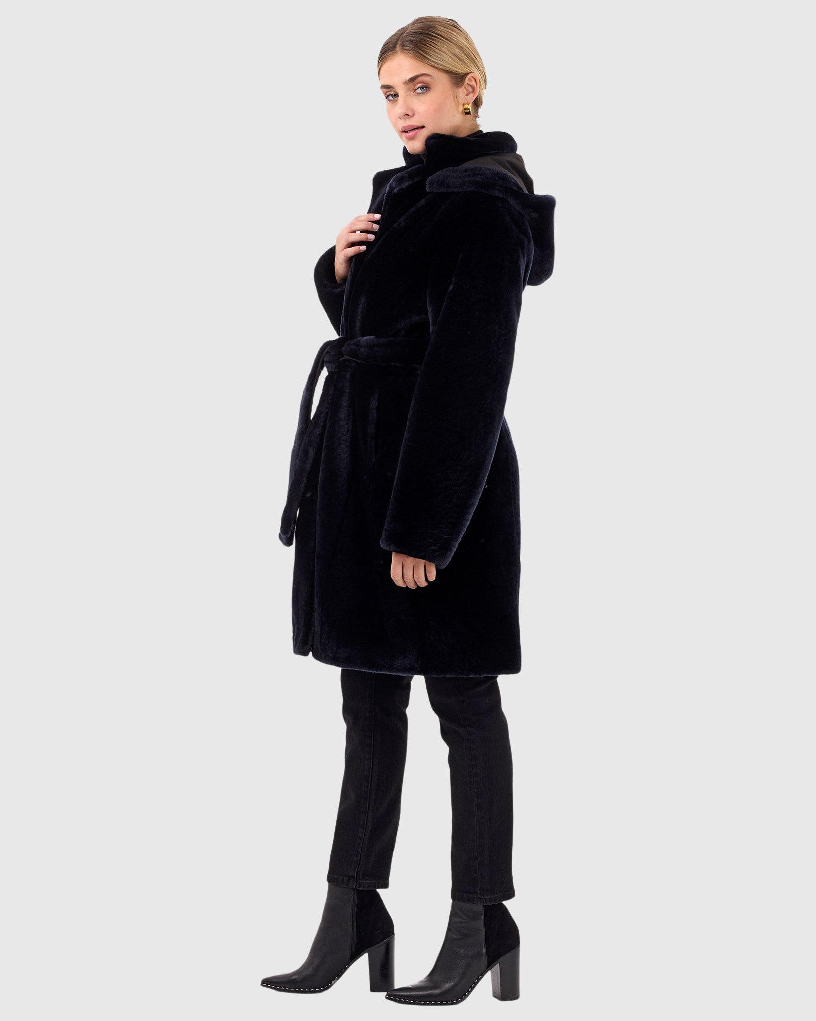 #Color_NAVY/BLACK