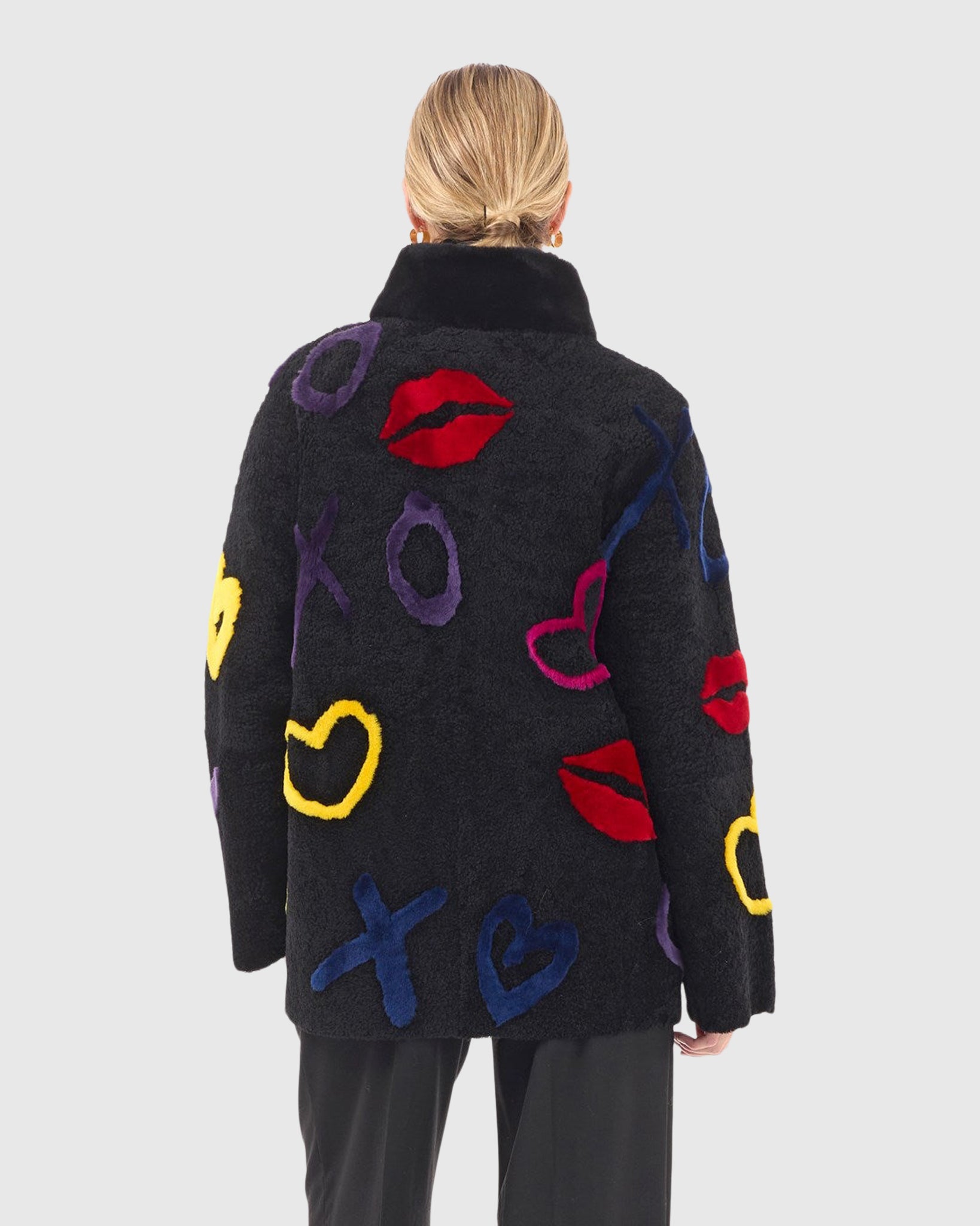 #Color_BLACK/XO MULTI