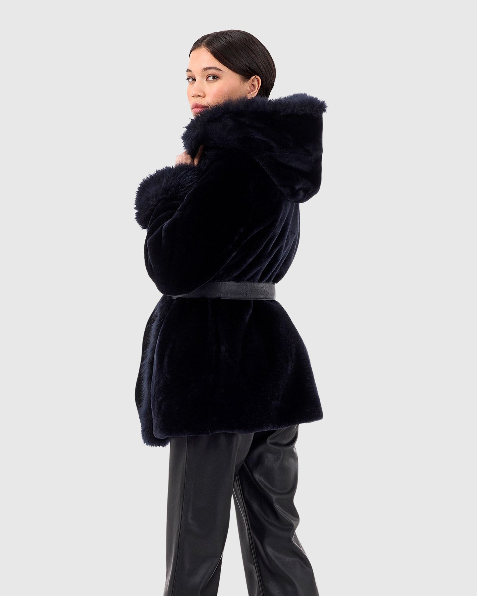 #Color_NAVY/BLACK