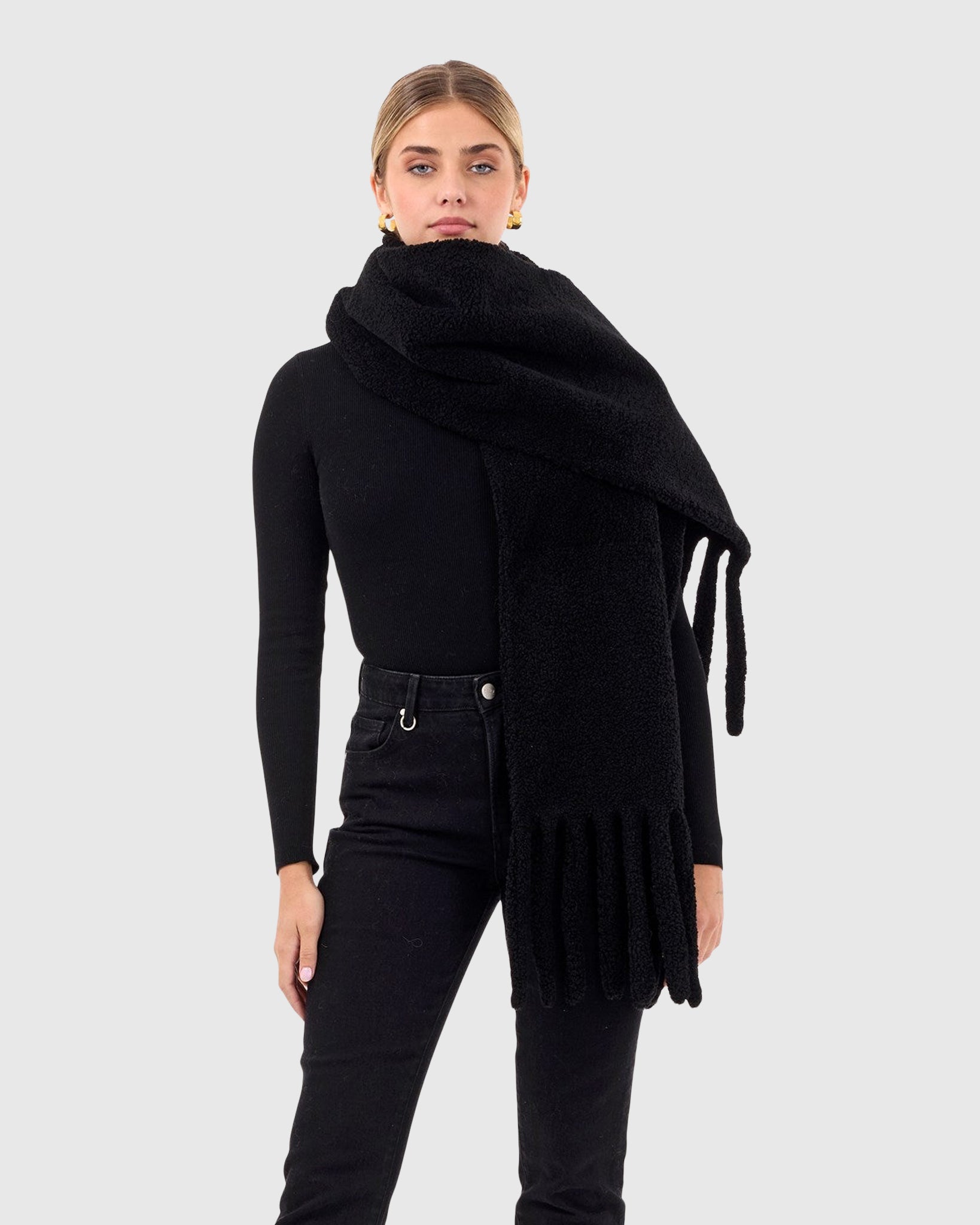 #Color_BLACK