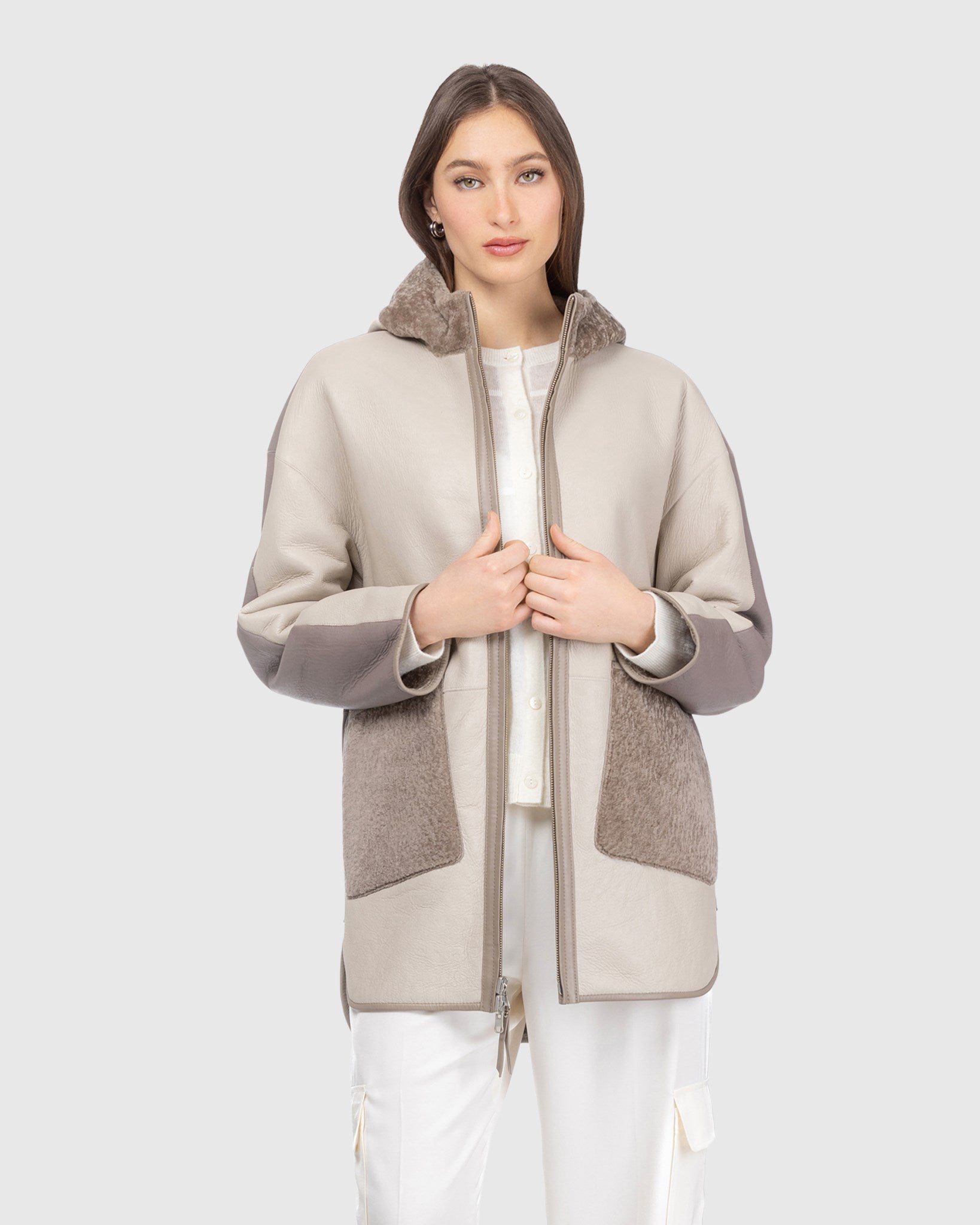 #Color_BEIGE/TAUPE