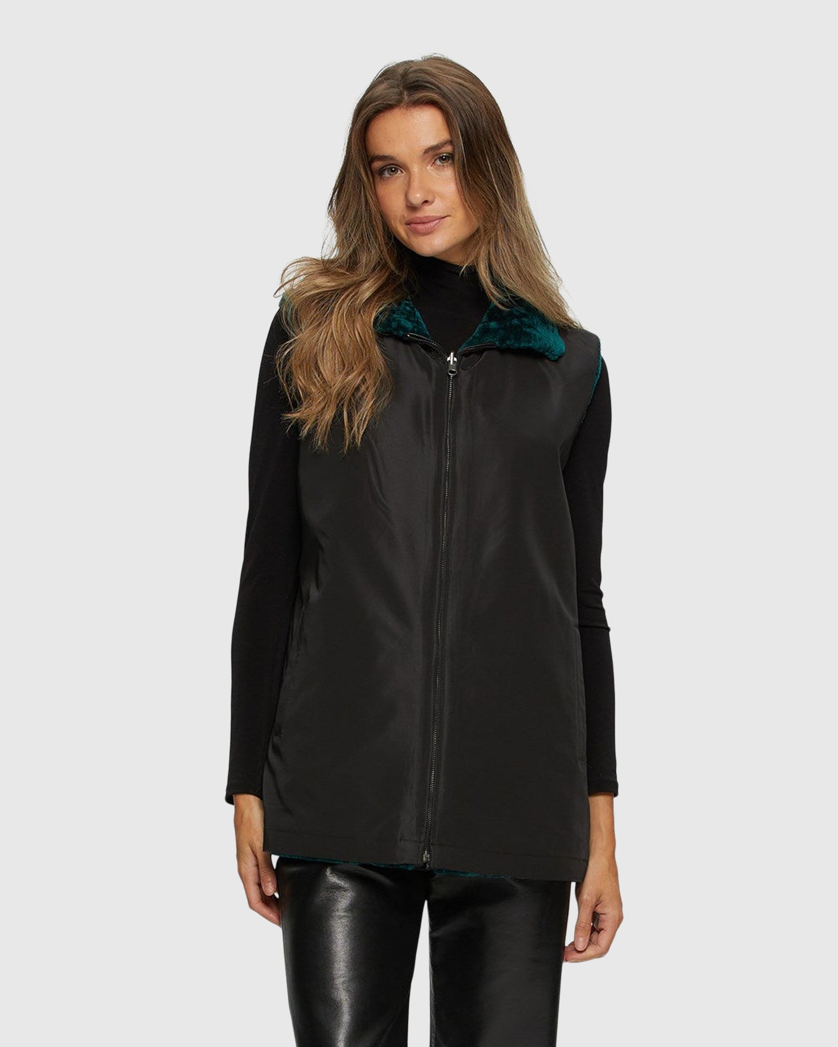 #Color_EMERALD/BLACK